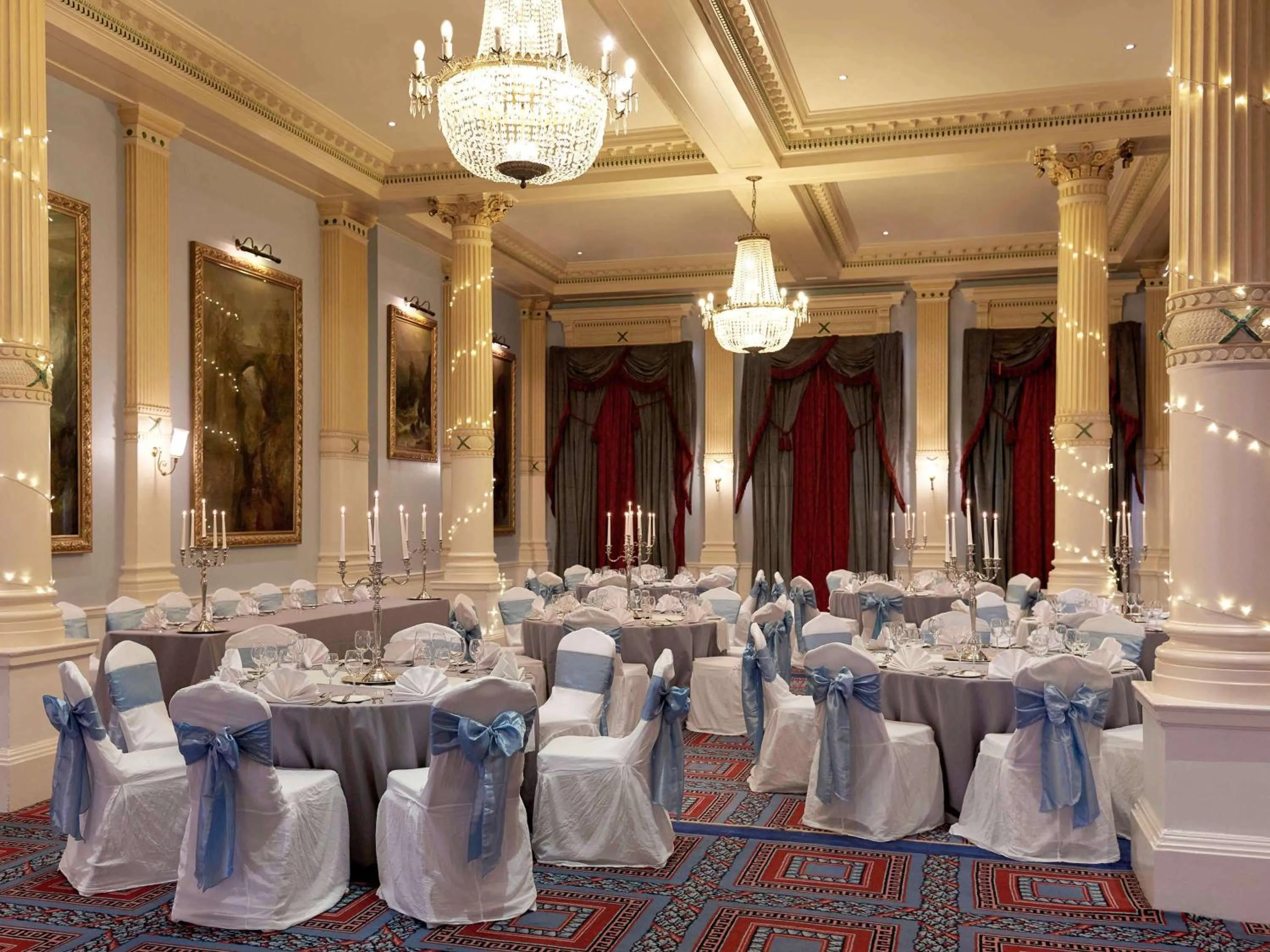 Banquet/Function facilities in Exeter Rougemont Hotel by Sunday