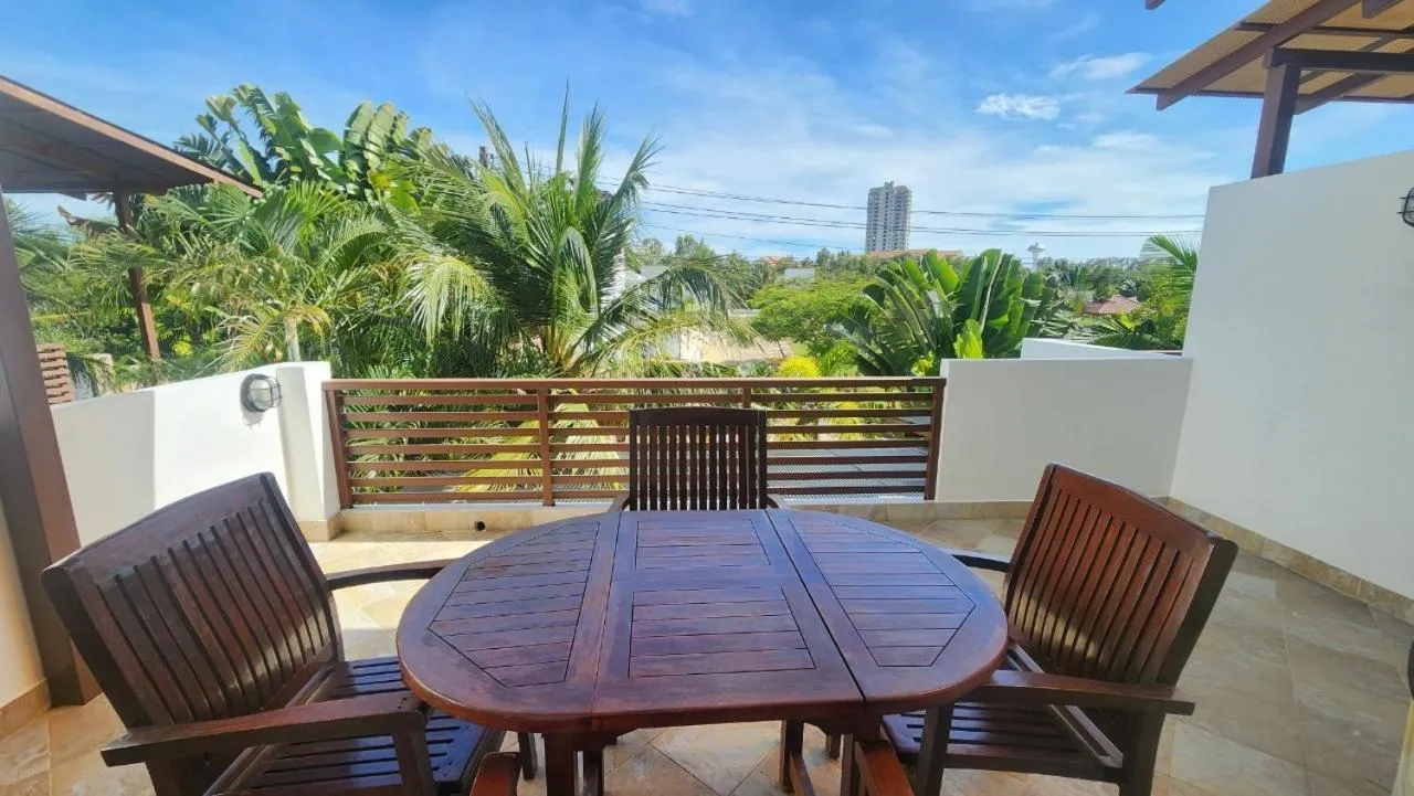 Oasis Garden & Pool Villa at VIP Resort