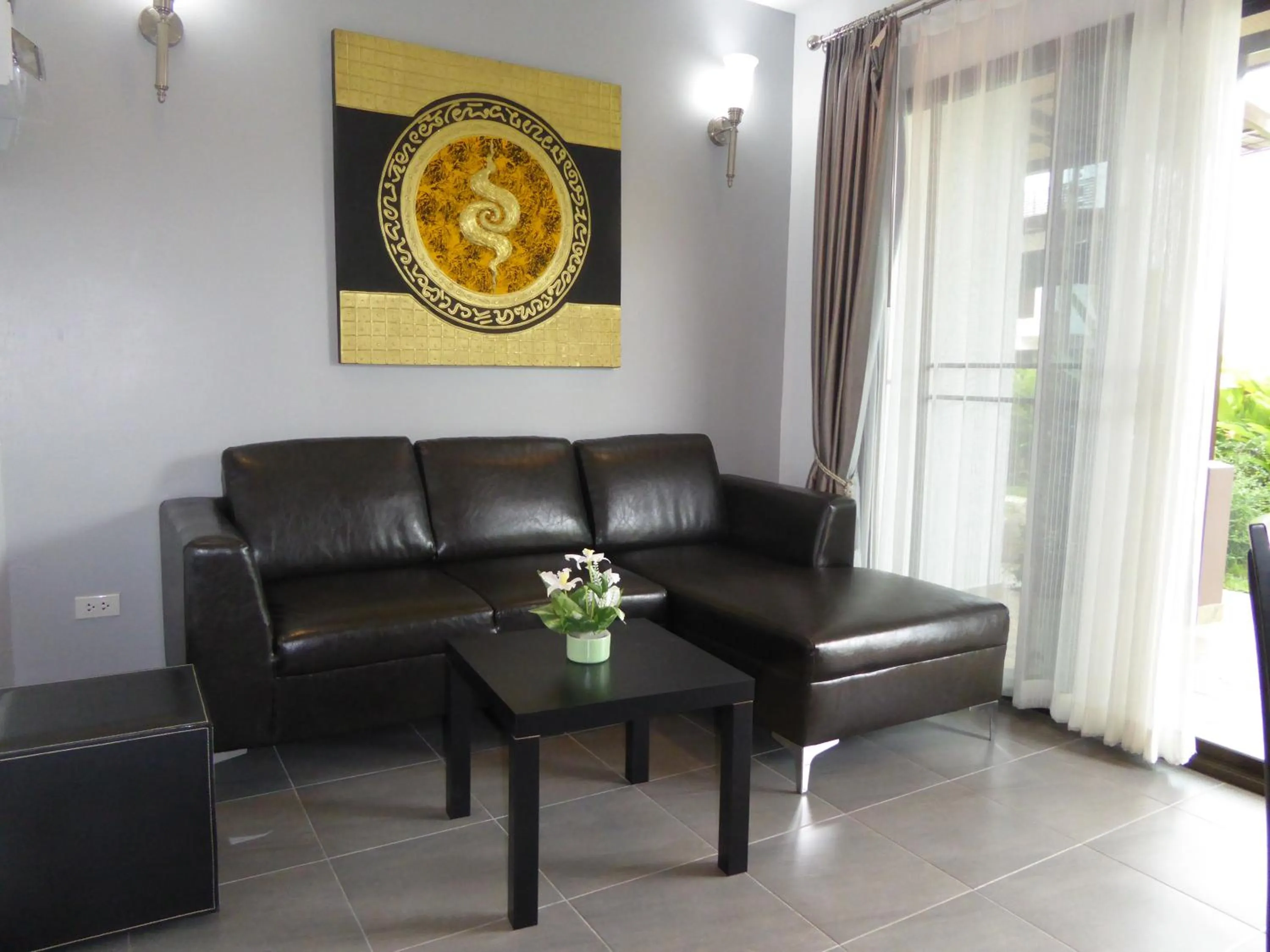 Living room in Oasis Garden & Pool Villa at VIP Resort