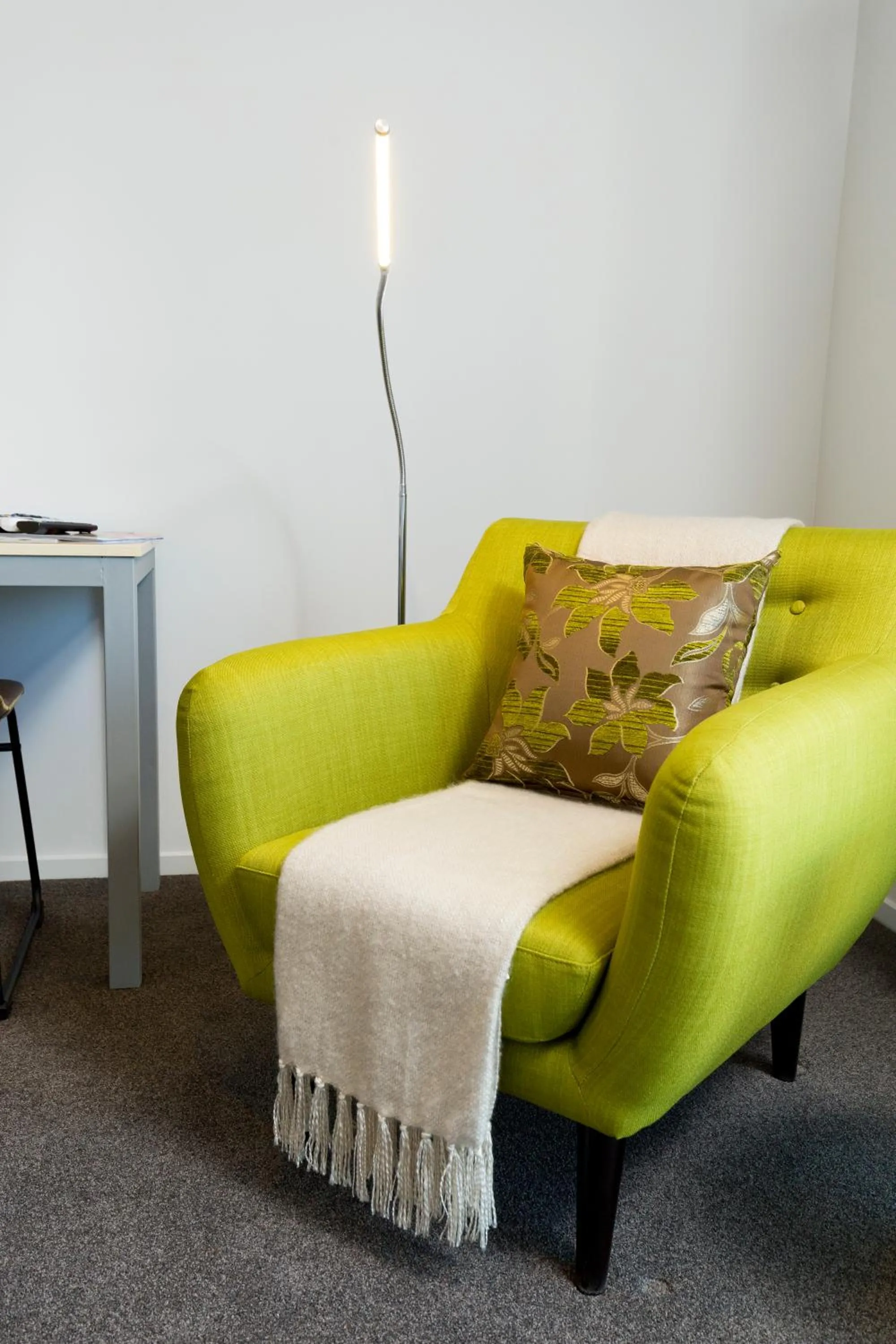 Seating area in 2 on Whiteleigh and 239 on Lincoln Motel