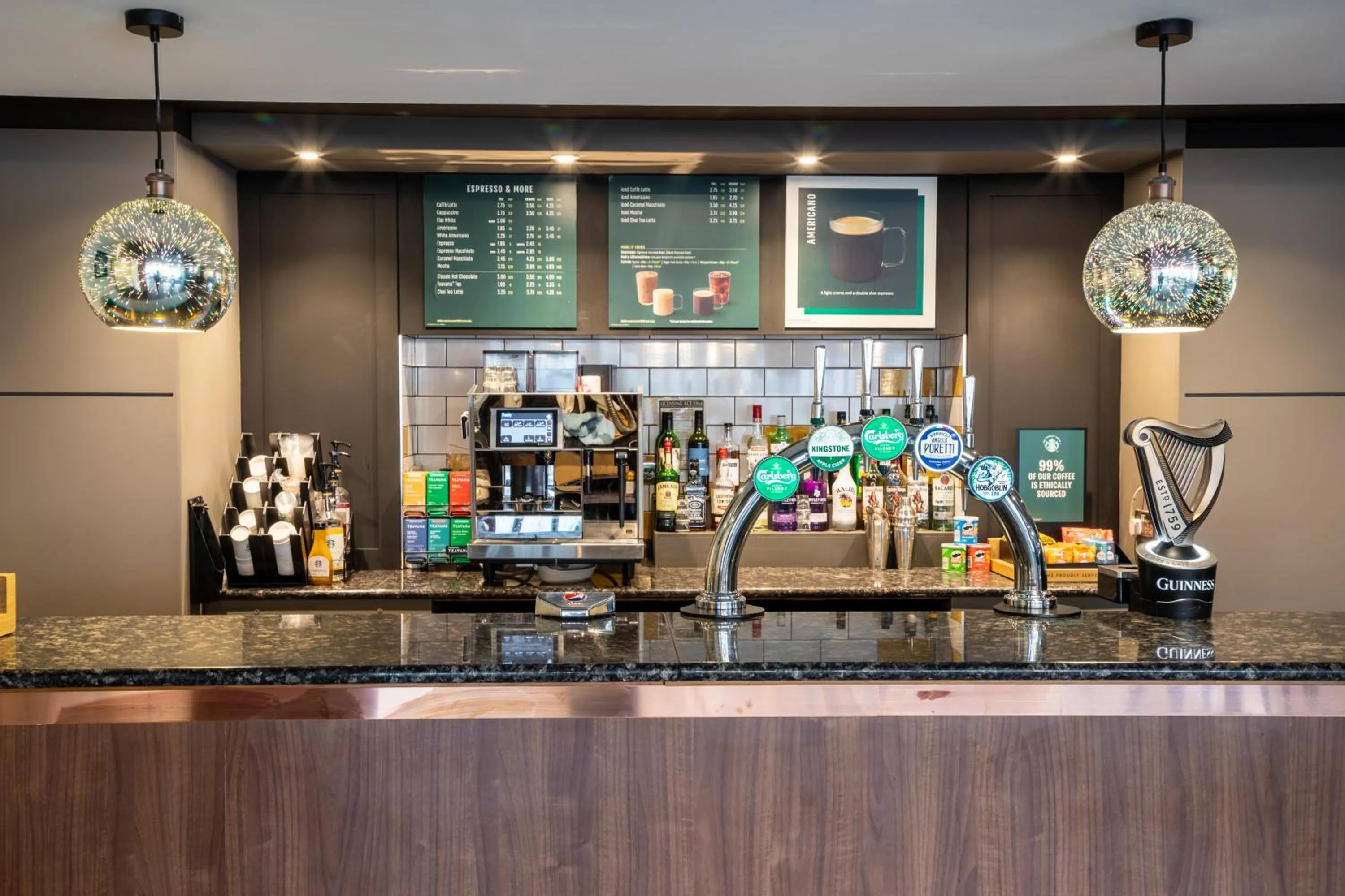 Knowsley Inn & Lounge