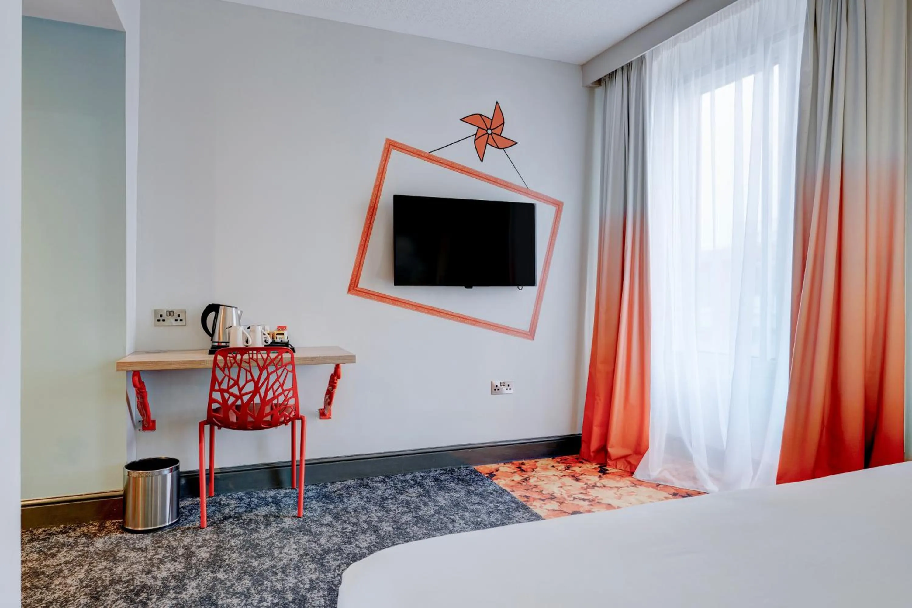 Bedroom, Bed in Manchester Portland By Sunday