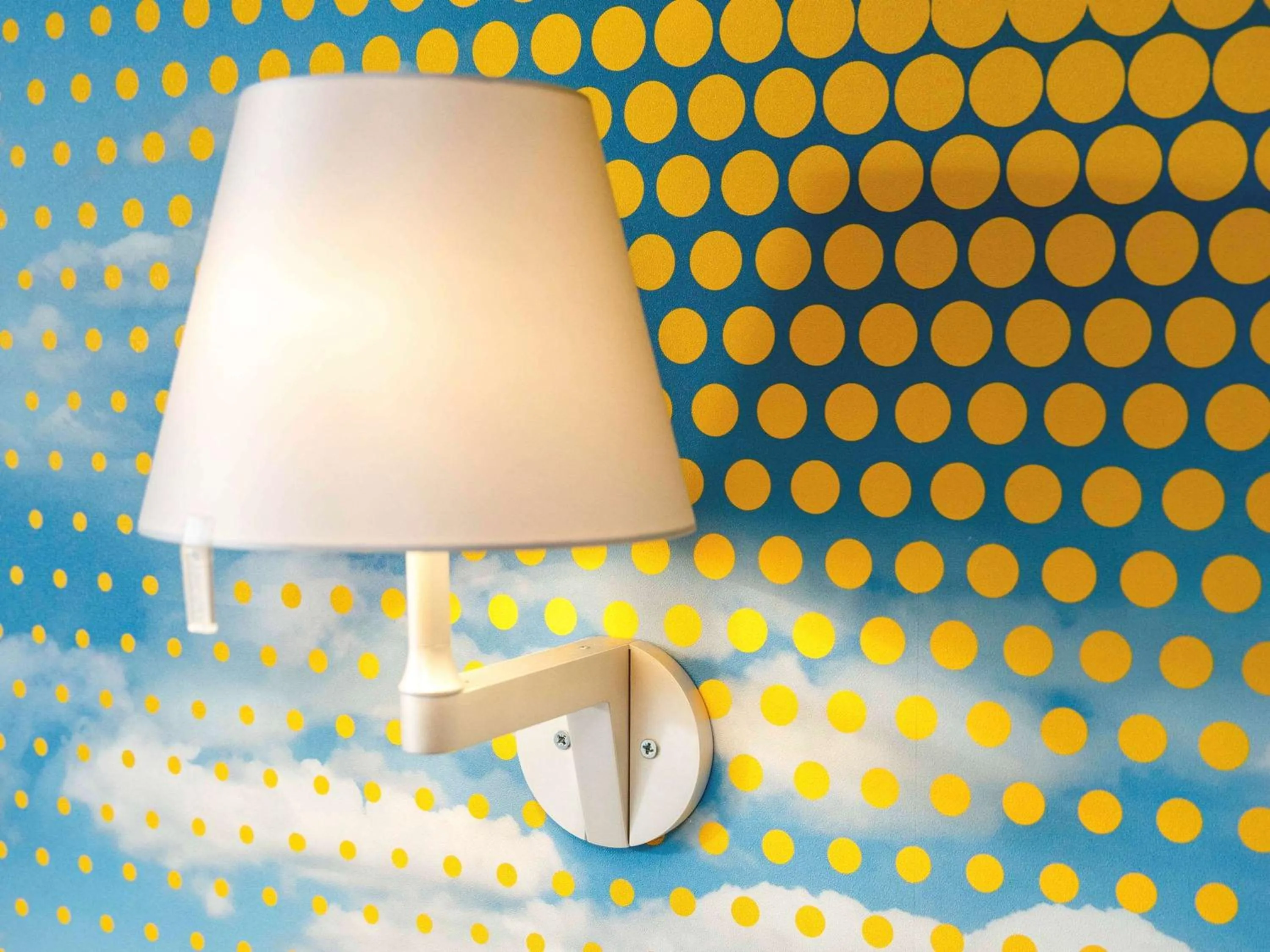 Photo of the whole room in Manchester Portland By Sunday