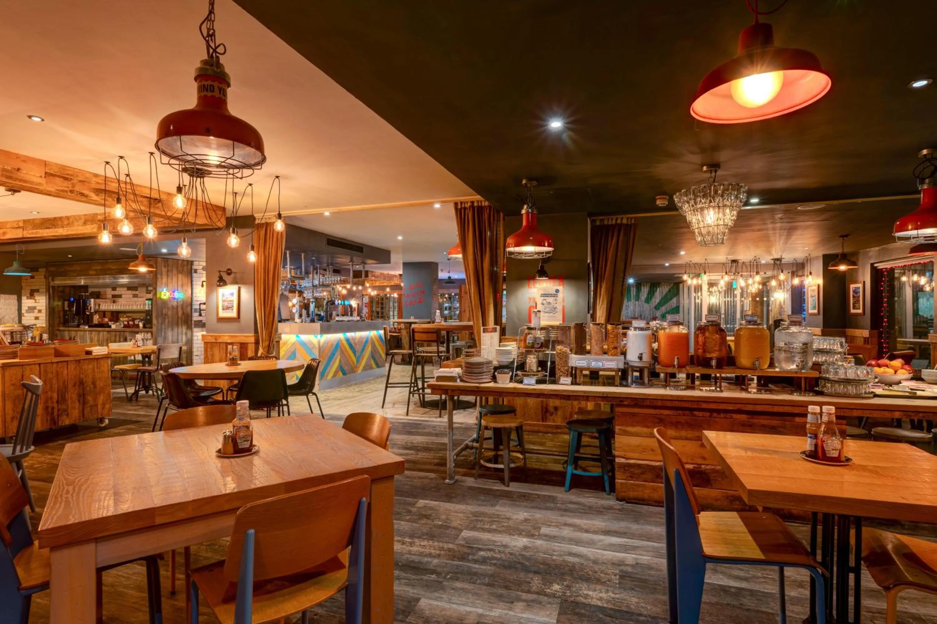 Restaurant/places to eat in Manchester Portland By Sunday