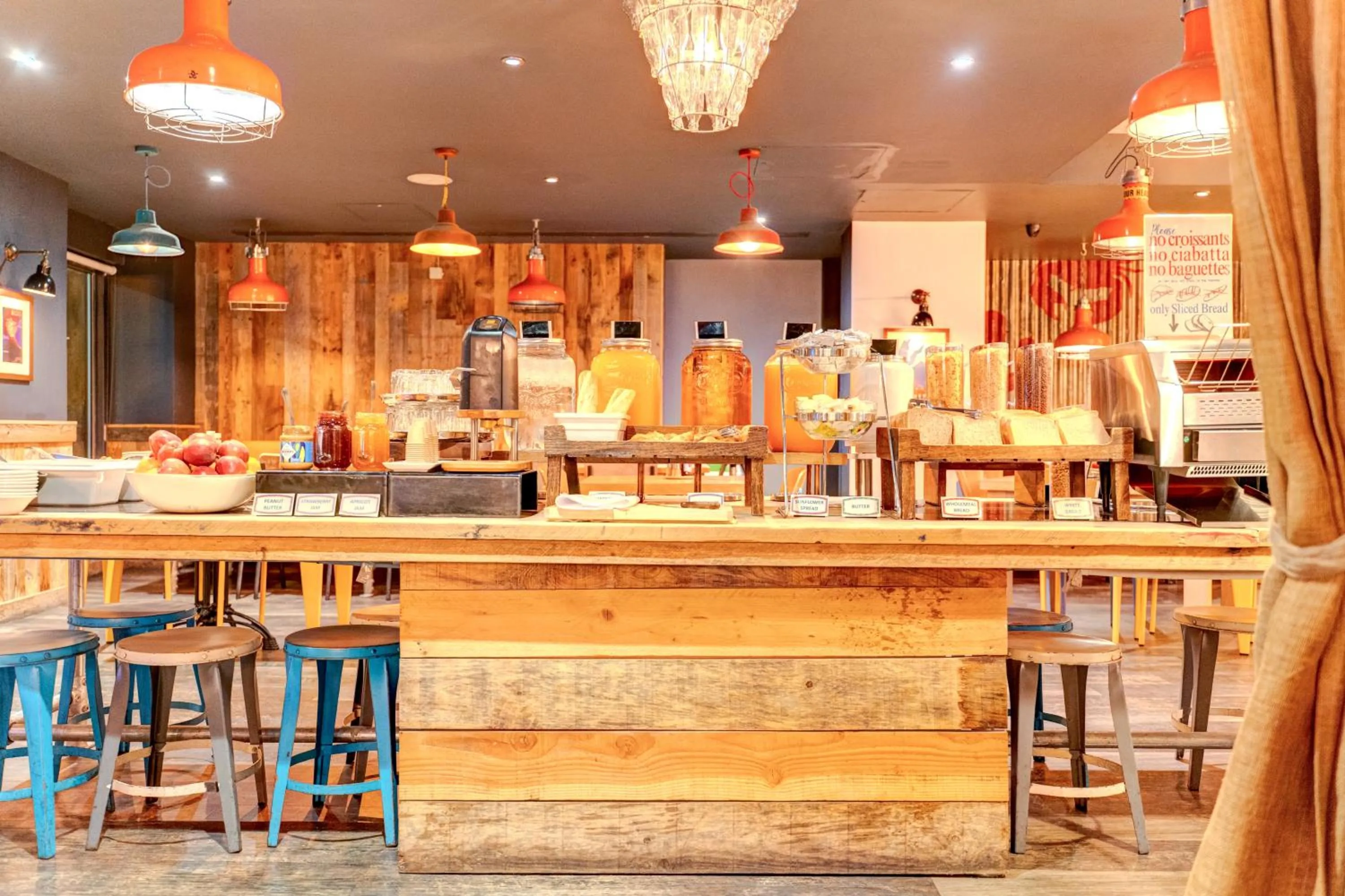 Restaurant/places to eat in Manchester Portland By Sunday