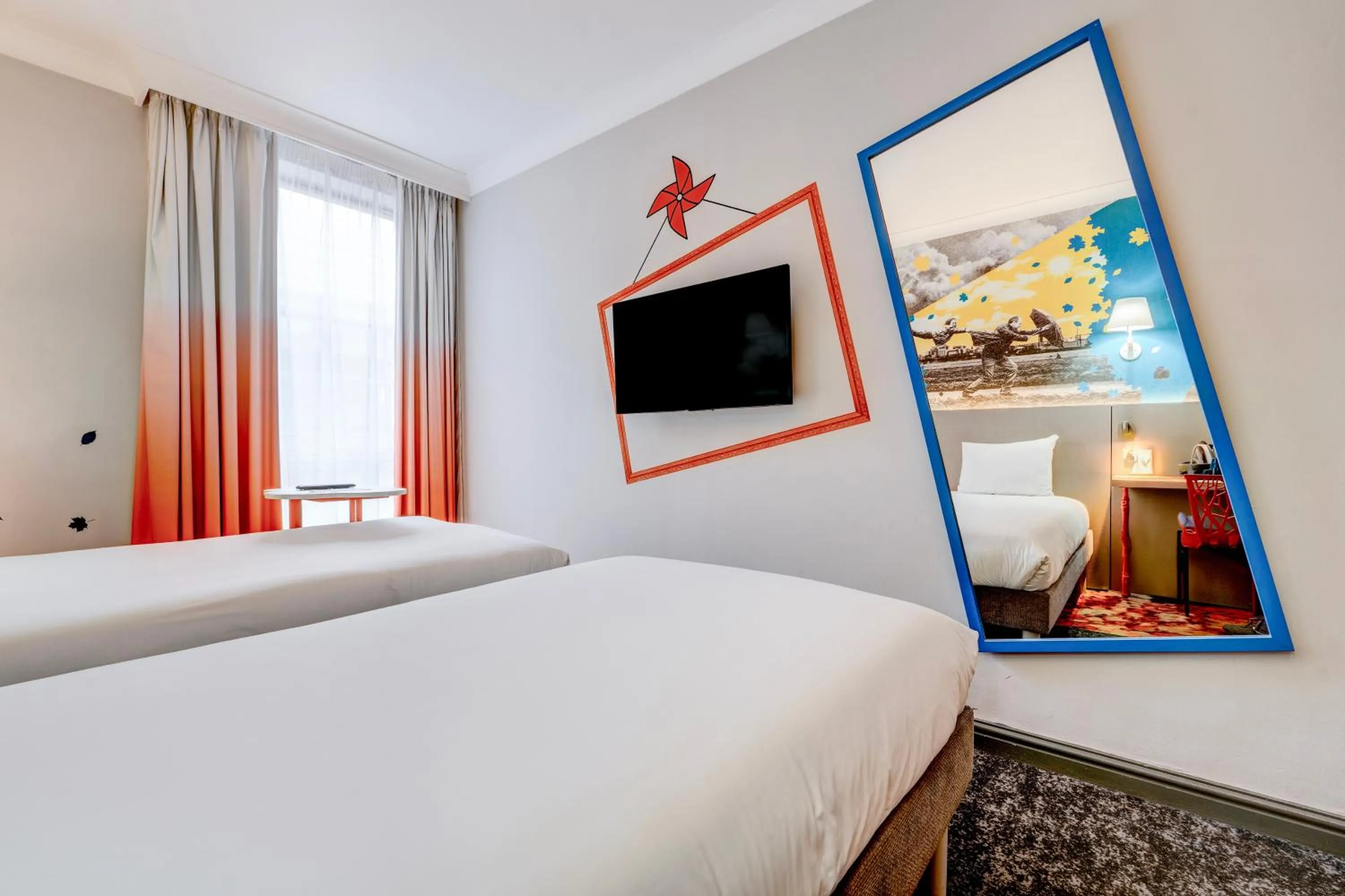 Bedroom, Bed in Manchester Portland By Sunday