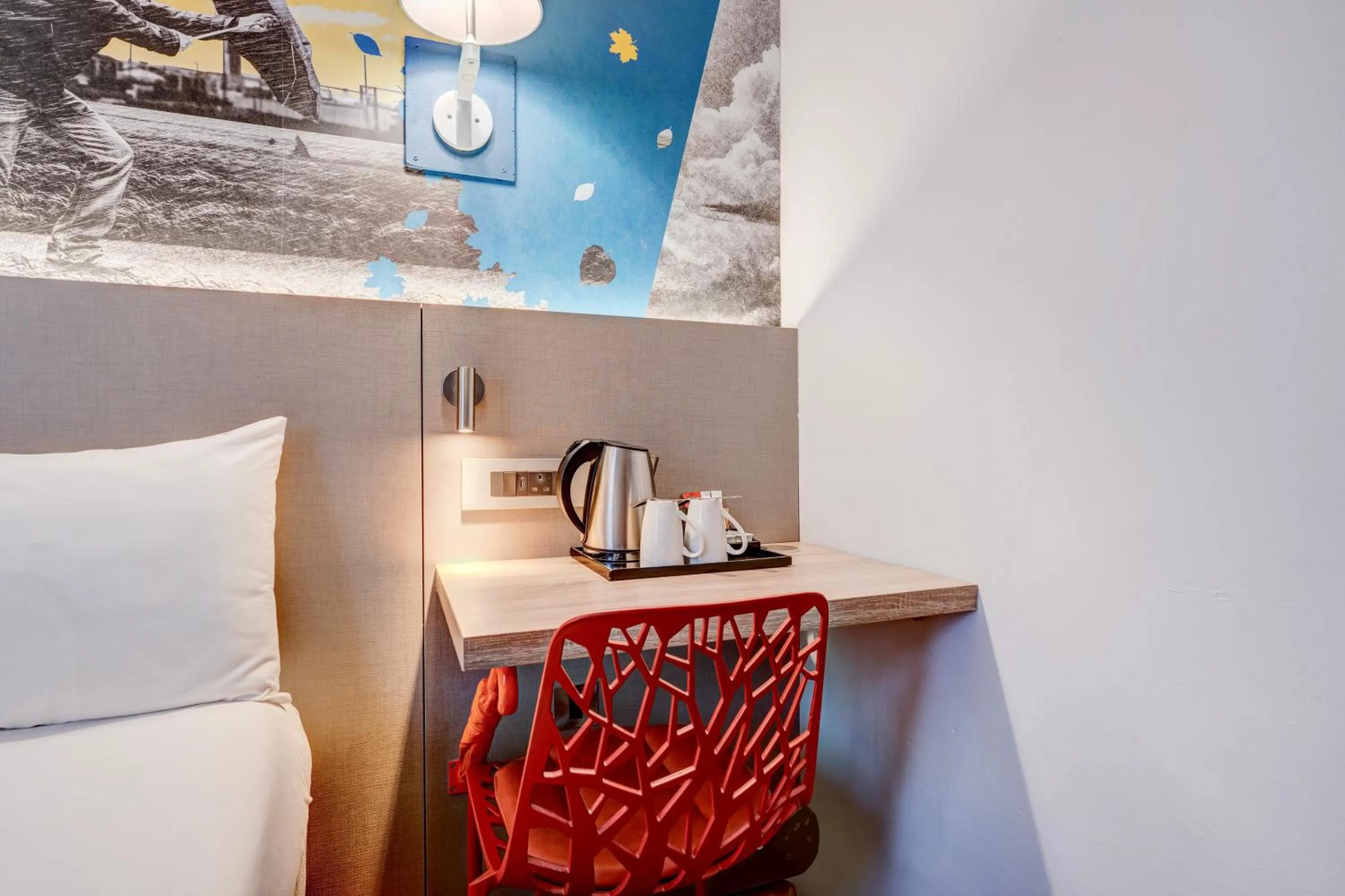 Bedroom in Manchester Portland By Sunday