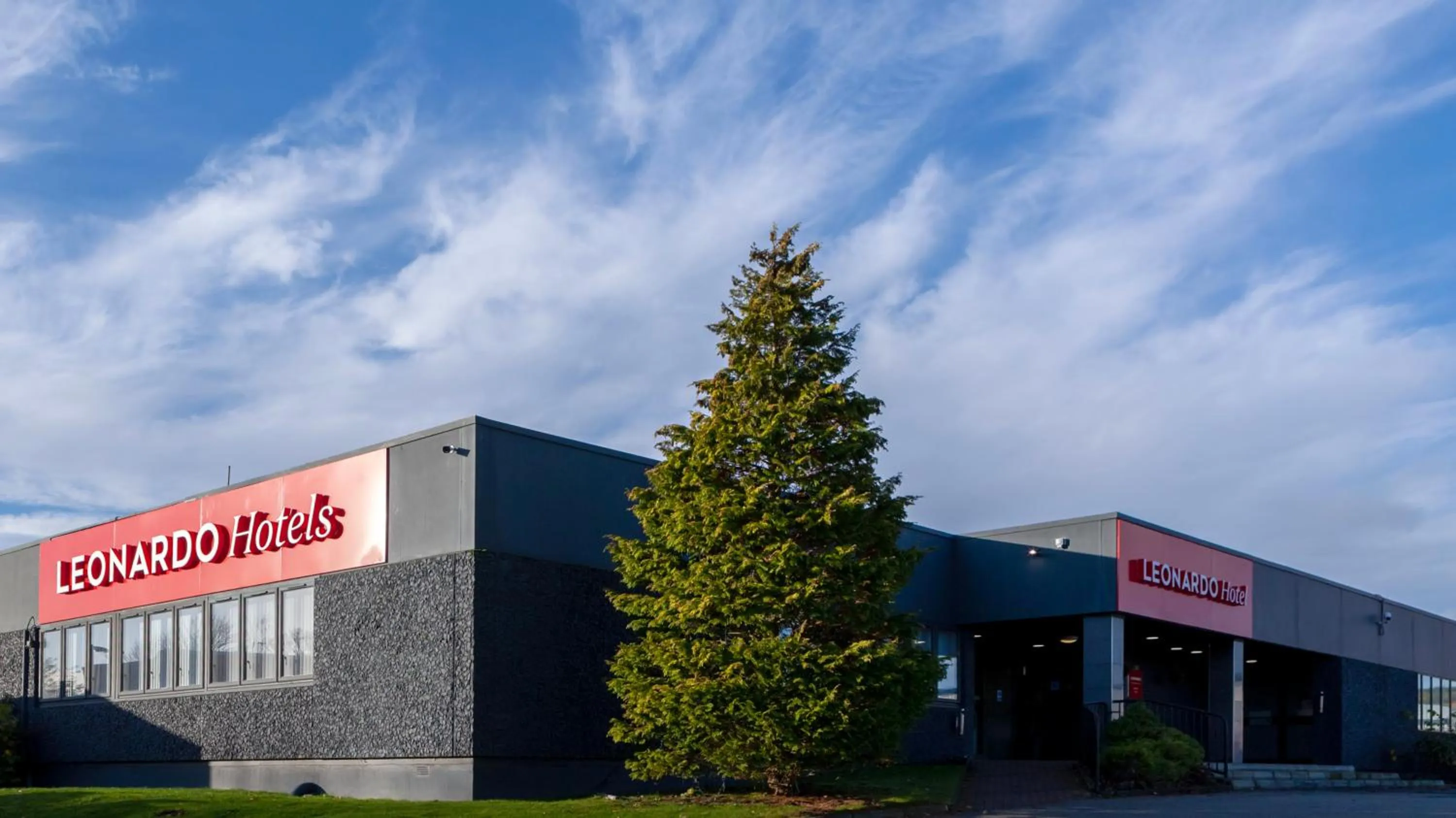 Property building in Leonardo Hotel and Conference Venue Aberdeen Airport