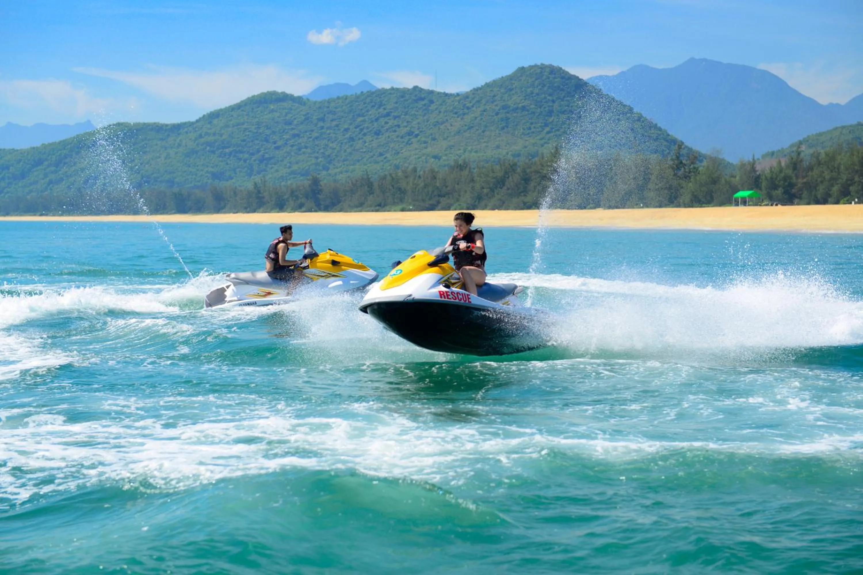 Summer in Laguna Parkside Lăng Cô