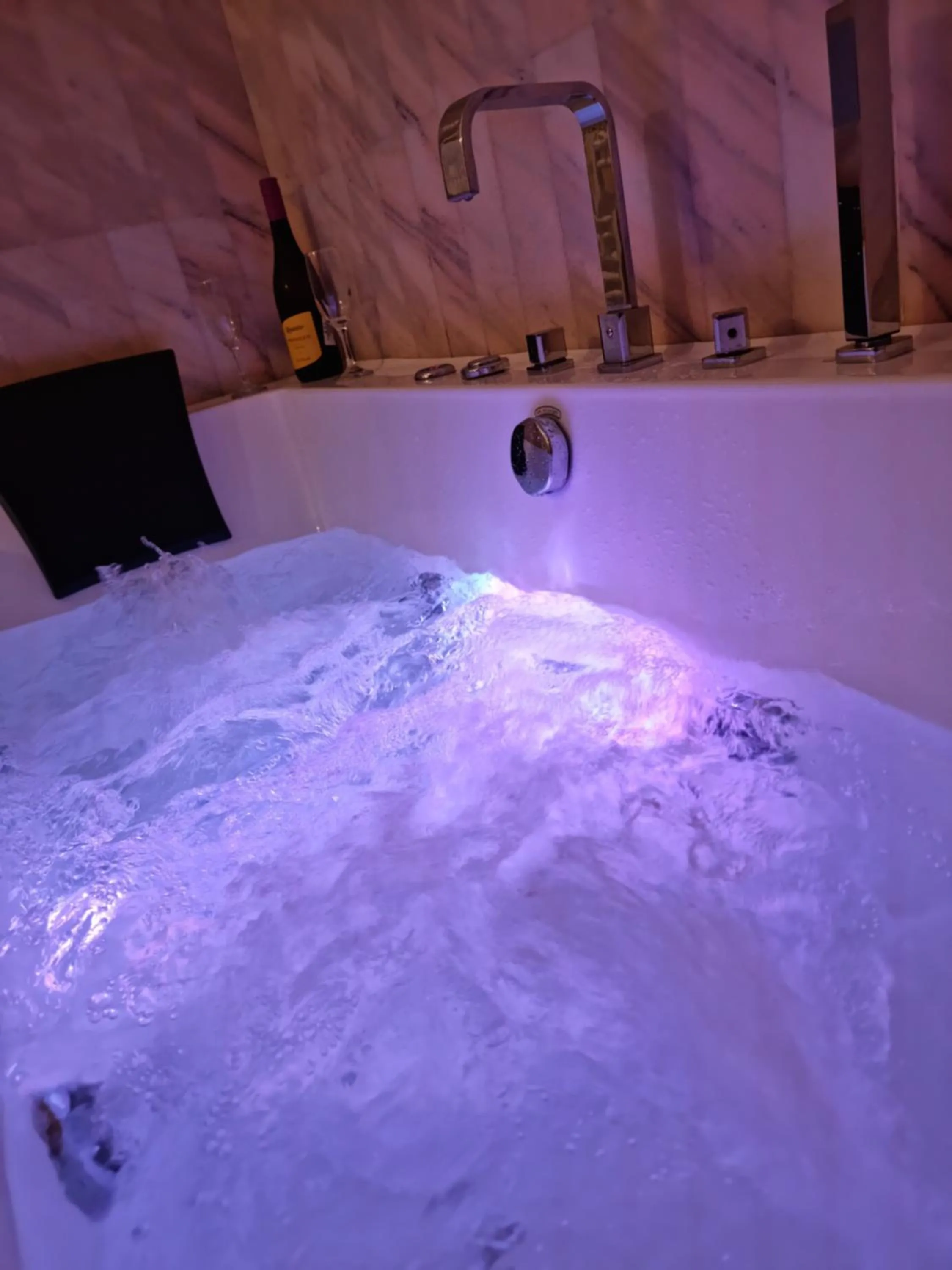 Hot Tub in Cetatea Medievala