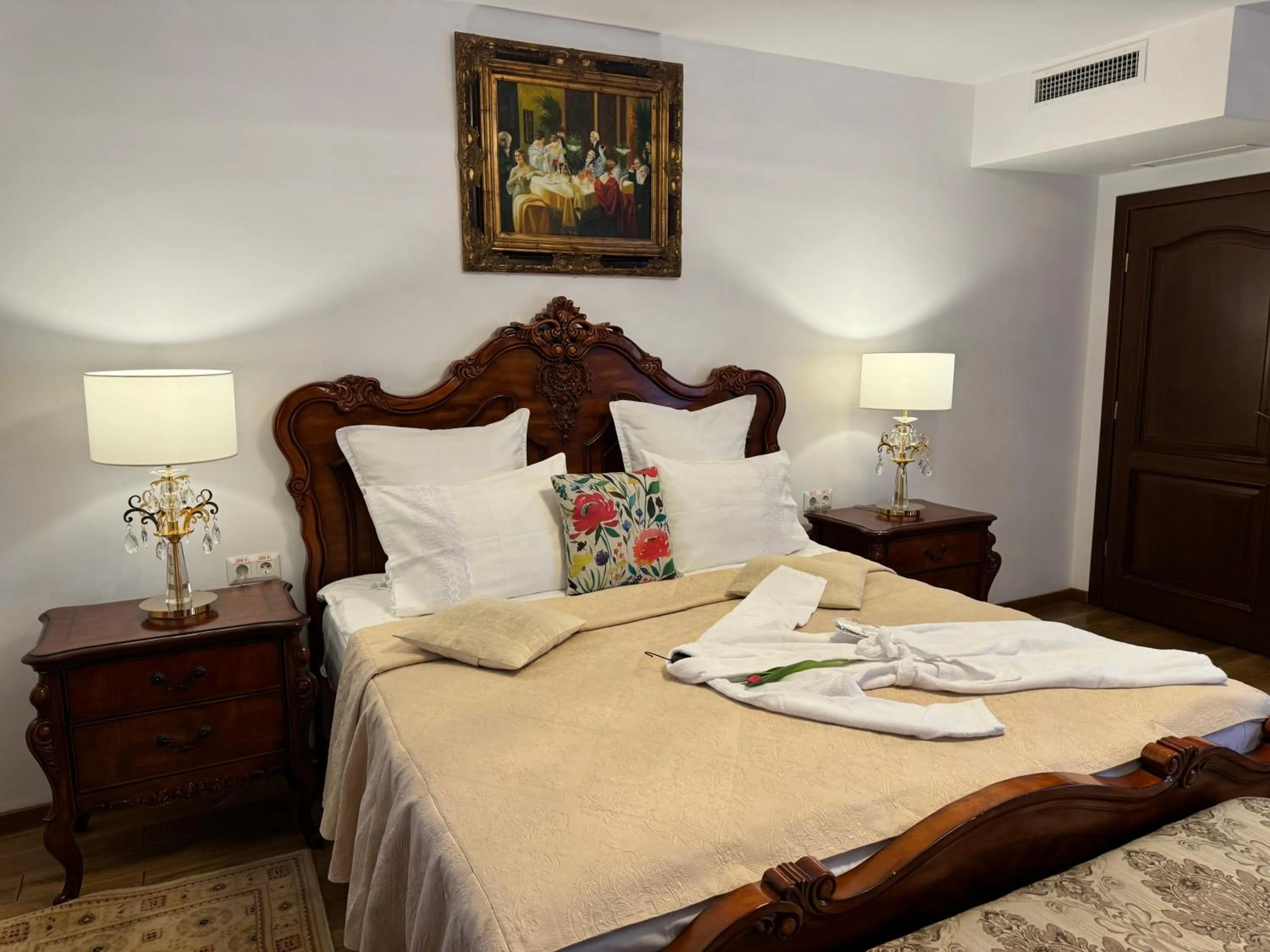 Bed in Cetatea Medievala