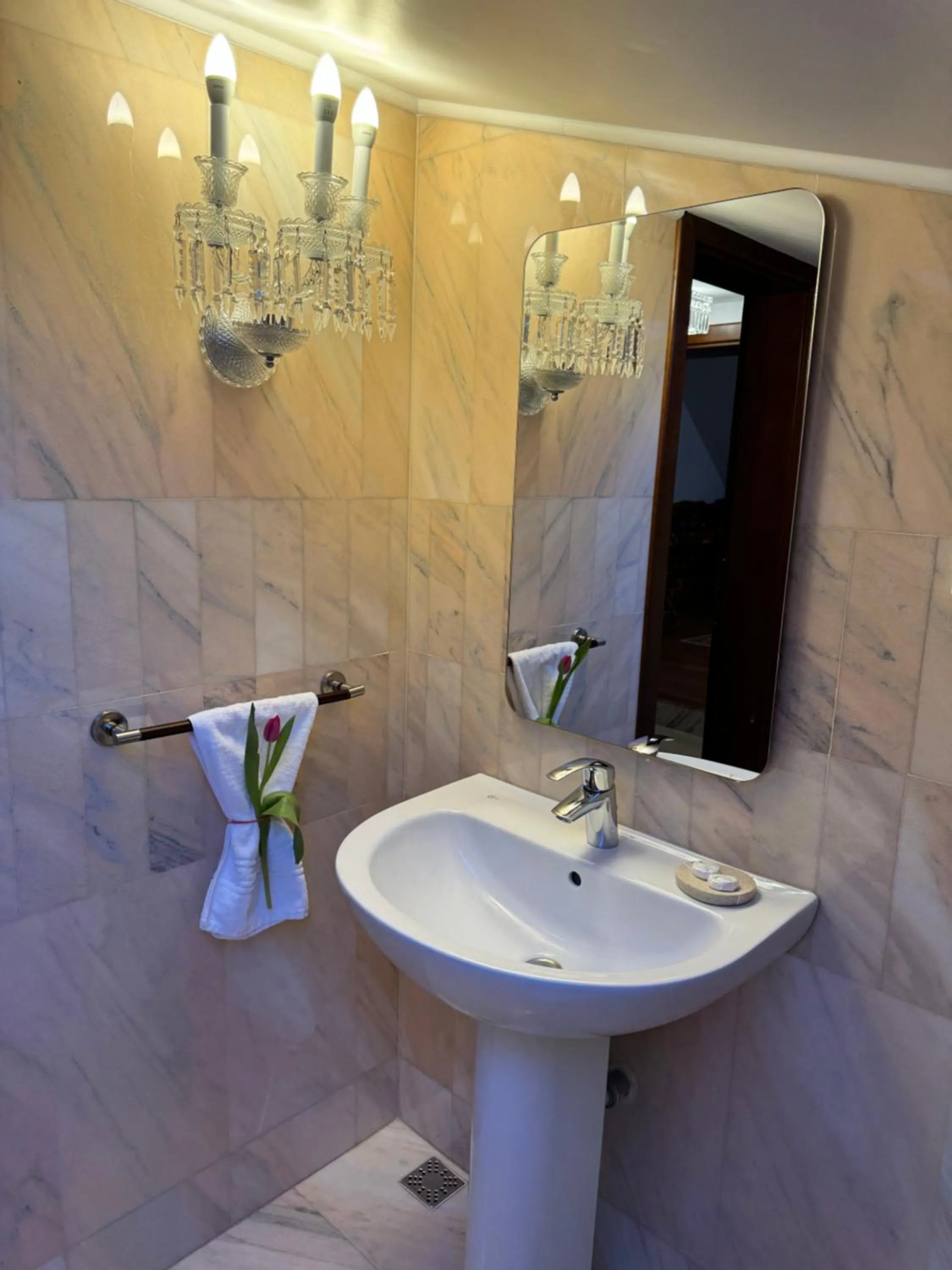 Bathroom in Cetatea Medievala