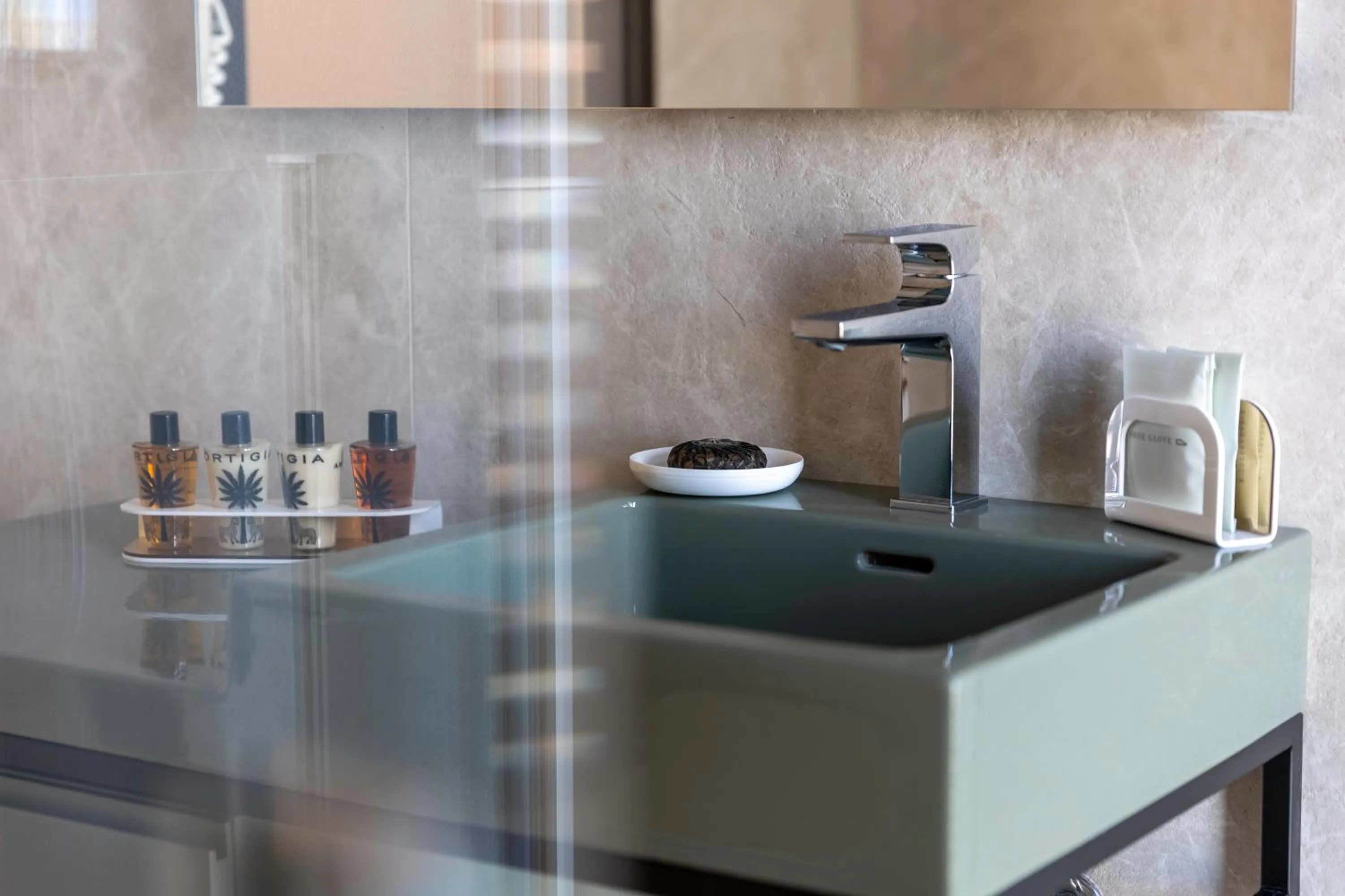 Bathroom in Ceccarini 9 home suite home