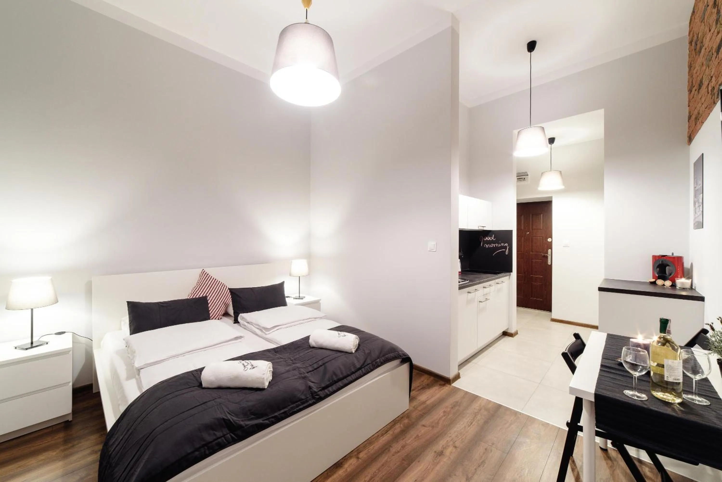 Photo of the whole room, Bed in 2 Nights Apartments - great location, right next to Main Rail and Bus Station, 10 min to Main Square by foot