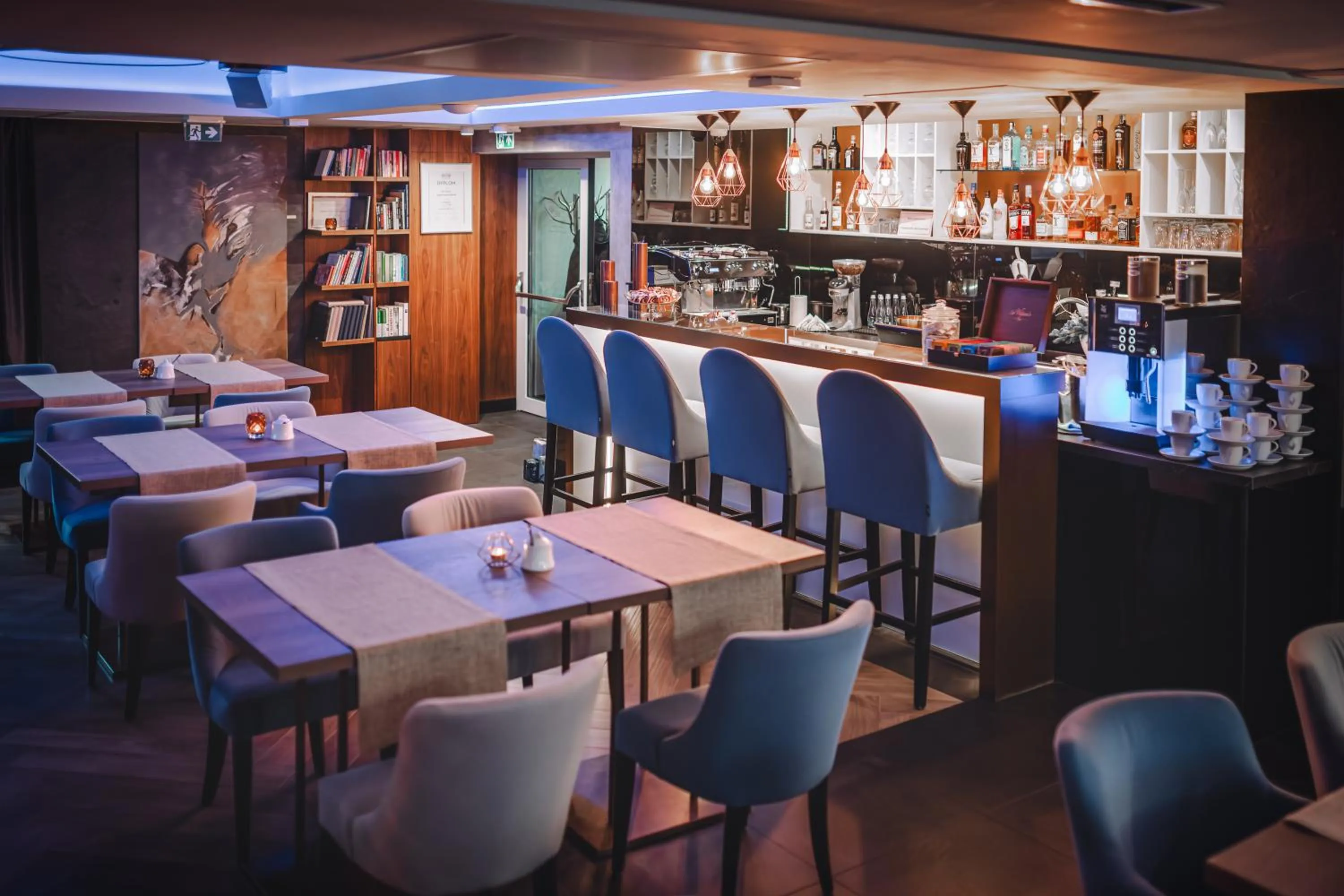 Restaurant/places to eat in My Story Sopot Apartments