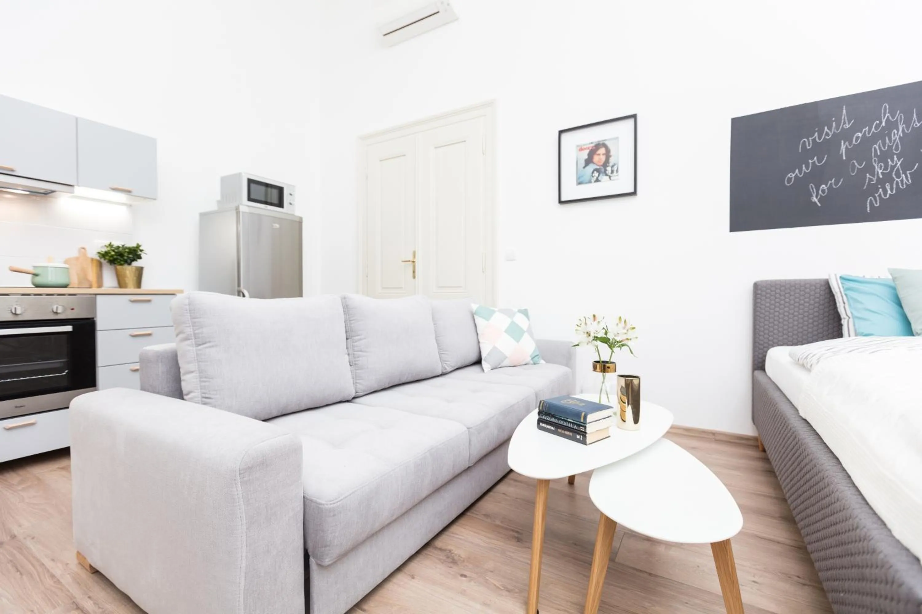 Seating area in Chill apartments