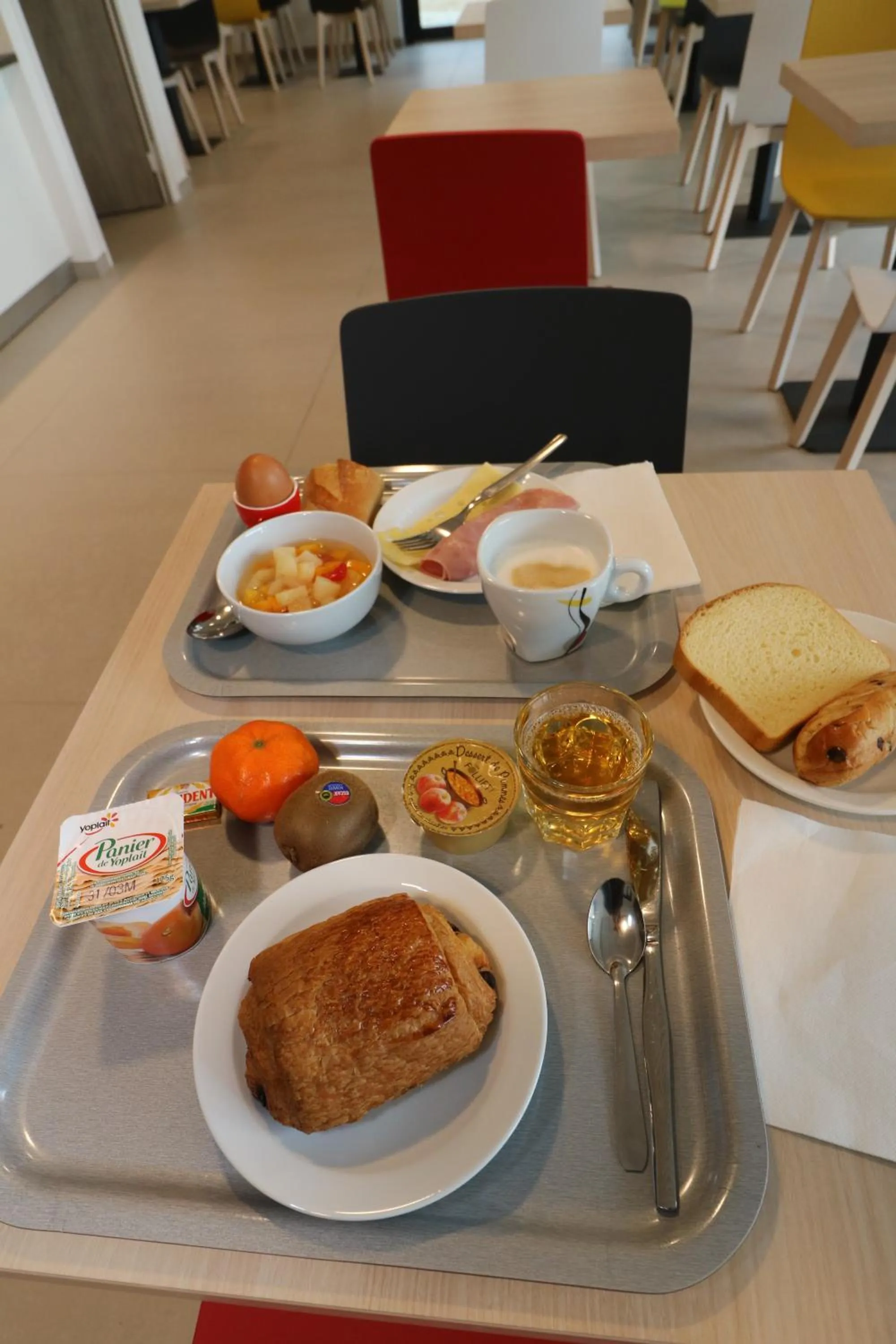 Buffet breakfast in Hotel Arena Toulouse