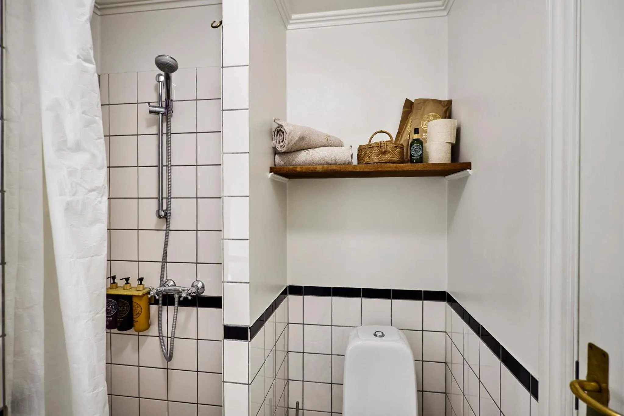 Bathroom in 66 Guldsmeden