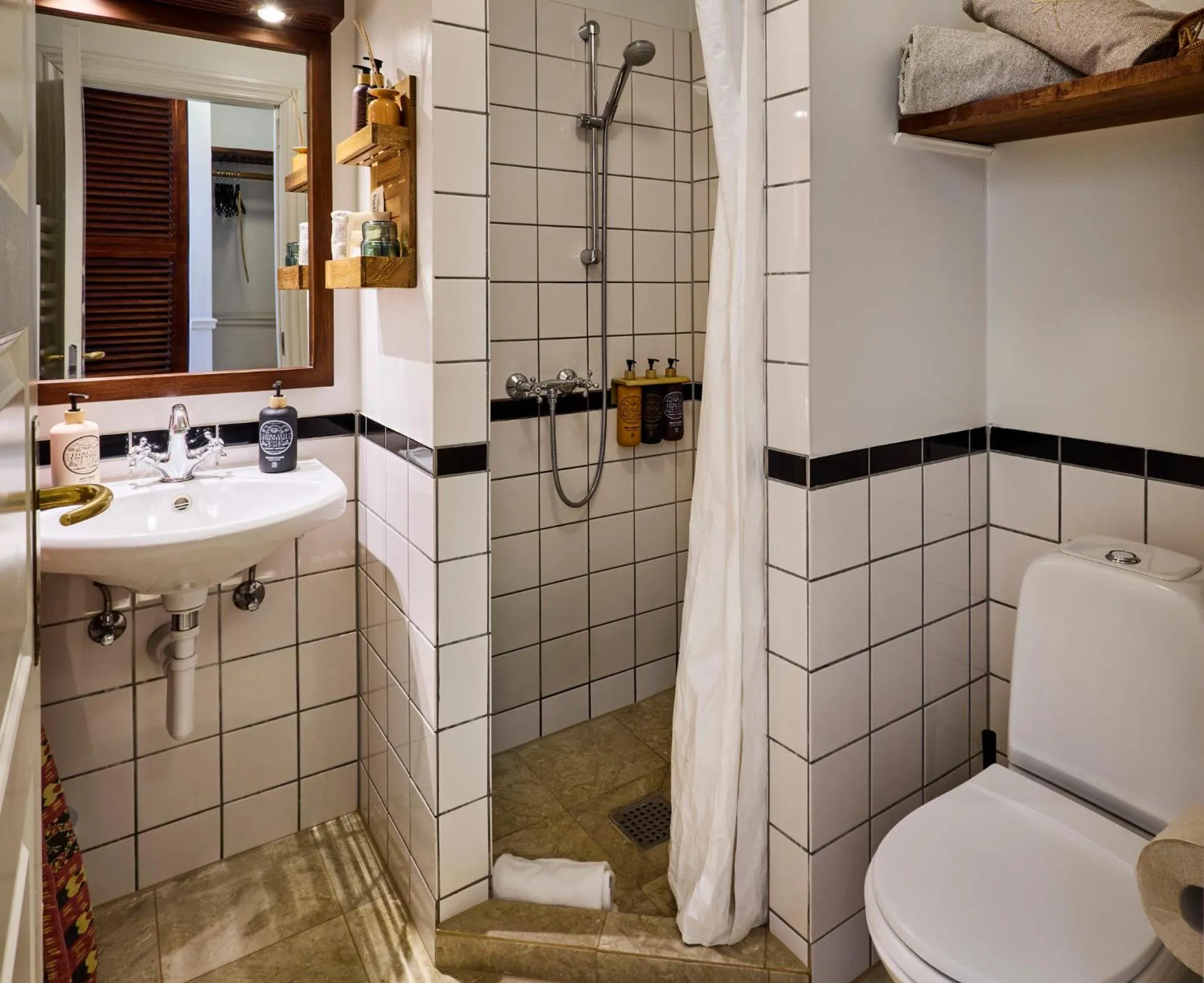 Bathroom in 66 Guldsmeden