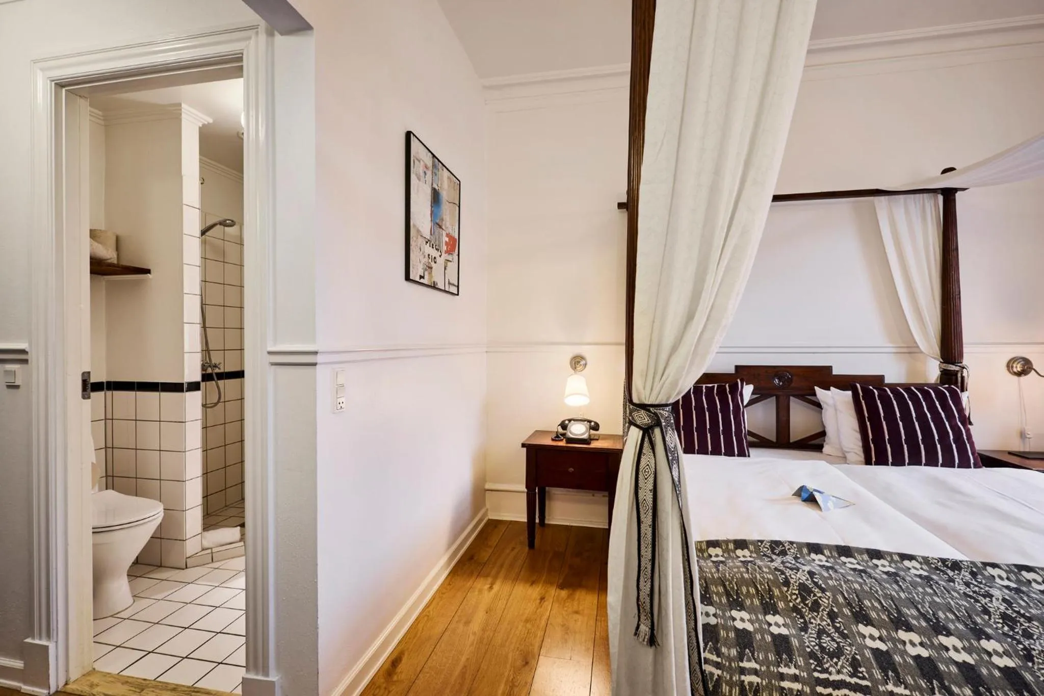 Bedroom, Bed in 66 Guldsmeden