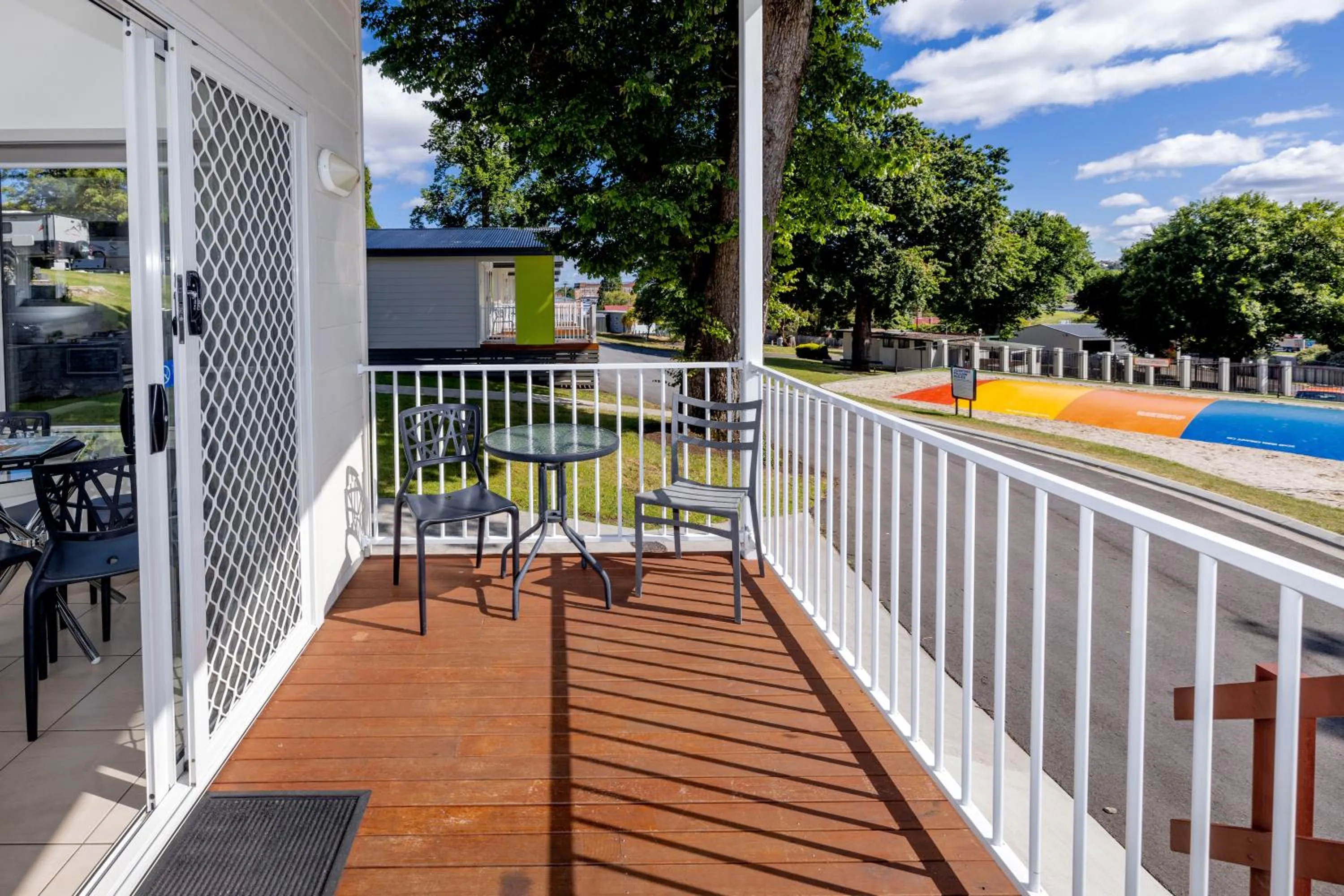 Patio in BIG4 Launceston Holiday Park