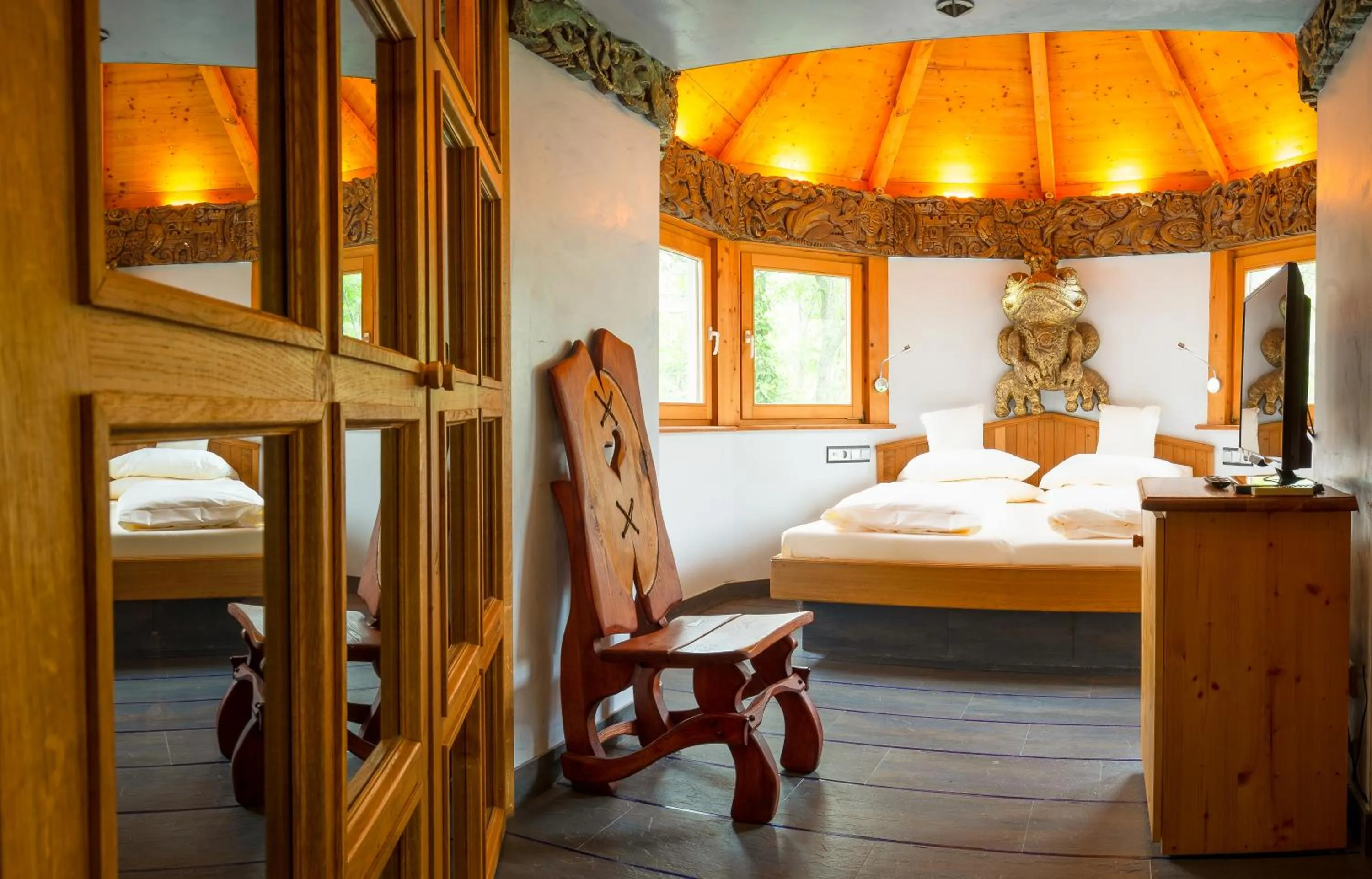 Photo of the whole room, Bed in ALLVITALIS Traumhotel