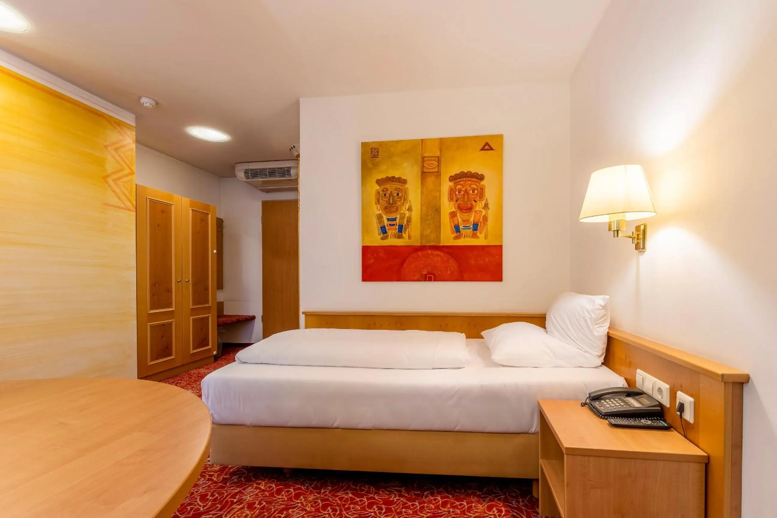 Bed in ALLVITALIS Traumhotel