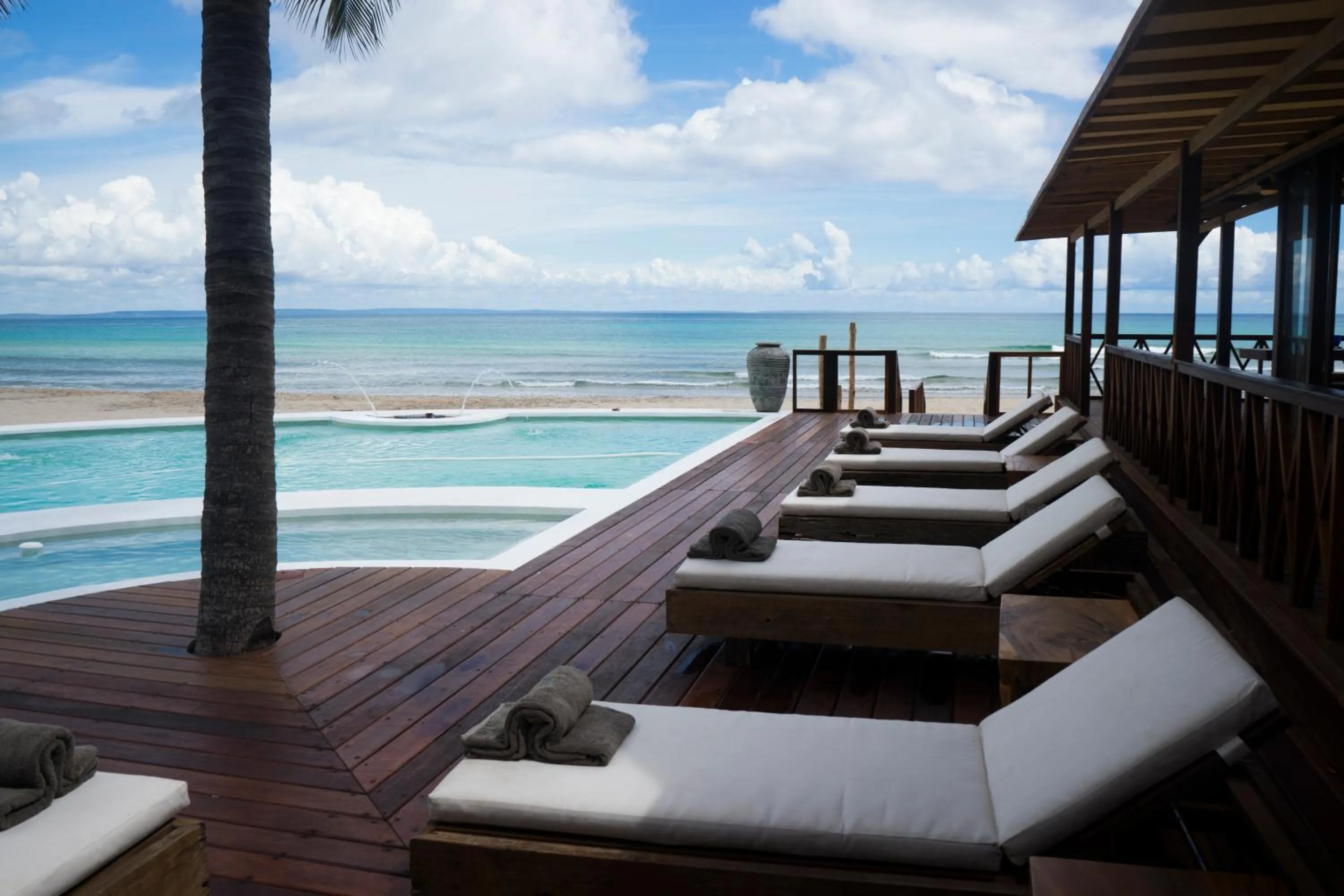 Swimming pool in Sentidos Beach Retreat