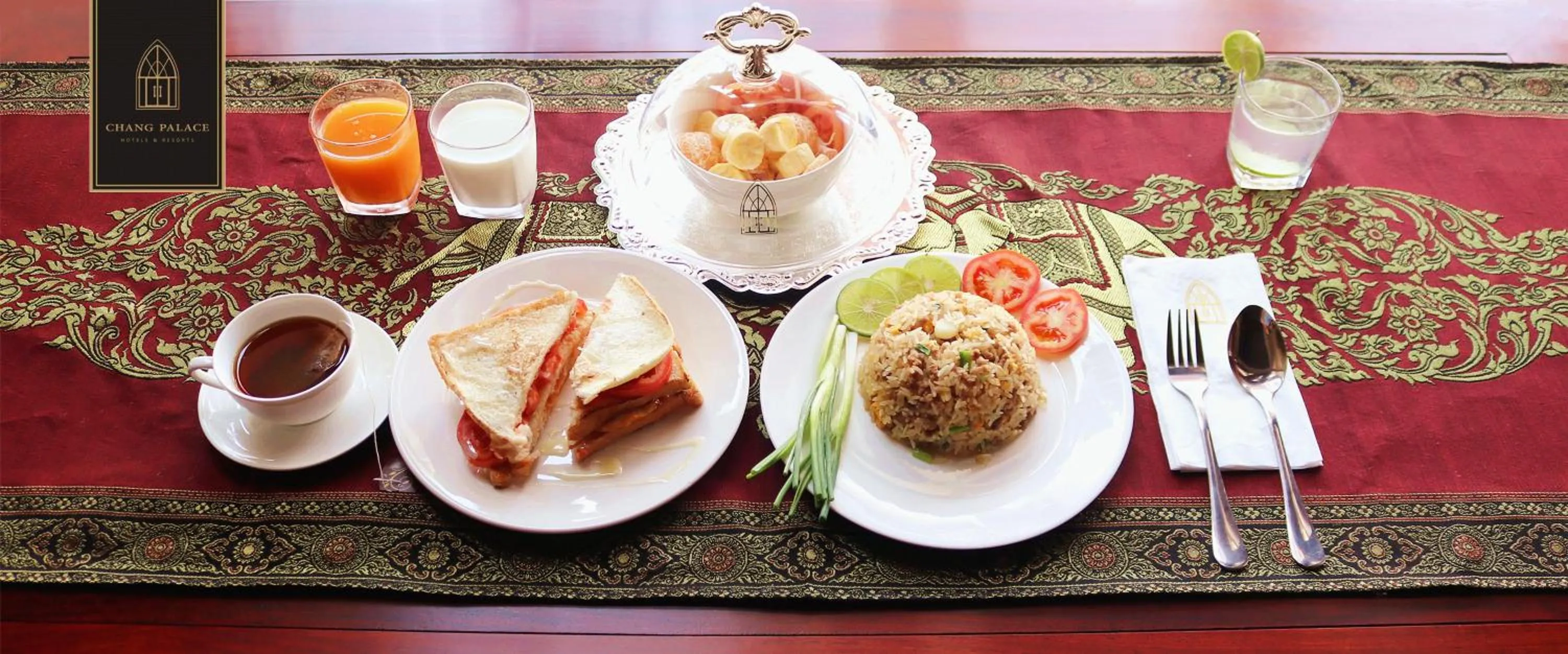 Lunch in Chang Palace Vientiane