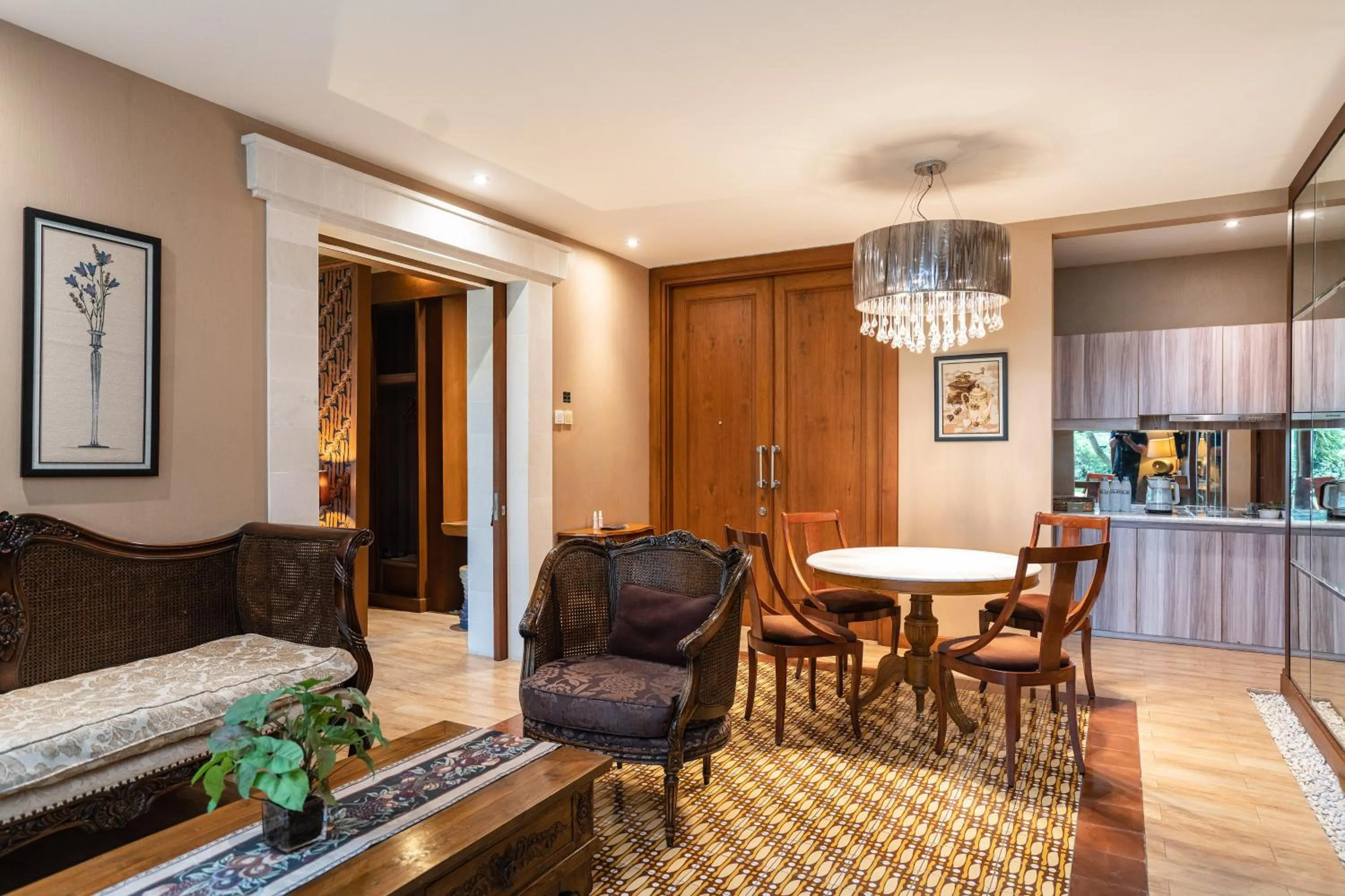 Living room in Abhayagiri - Sumberwatu Heritage Resort