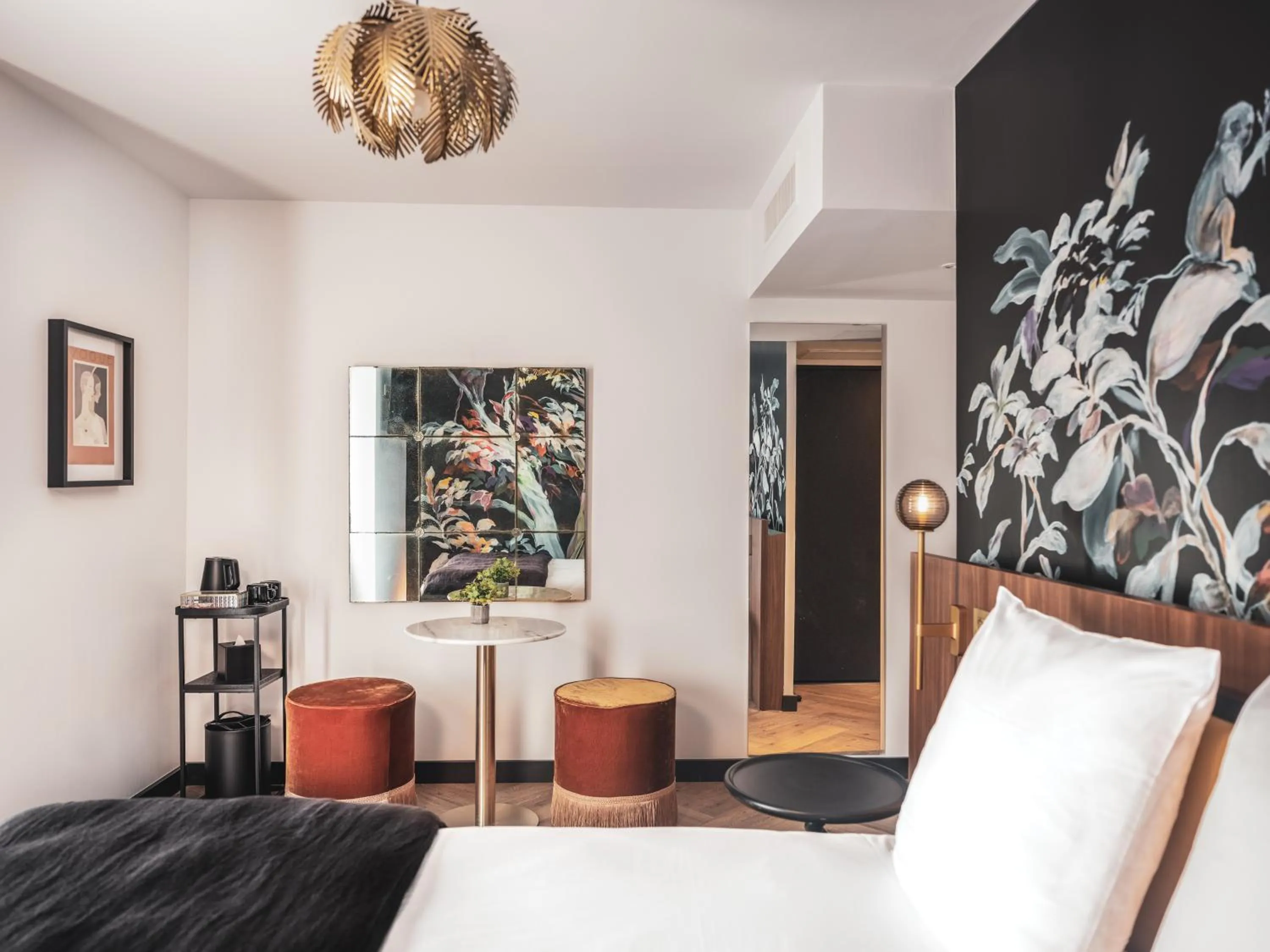 Bed in Billie Hôtel