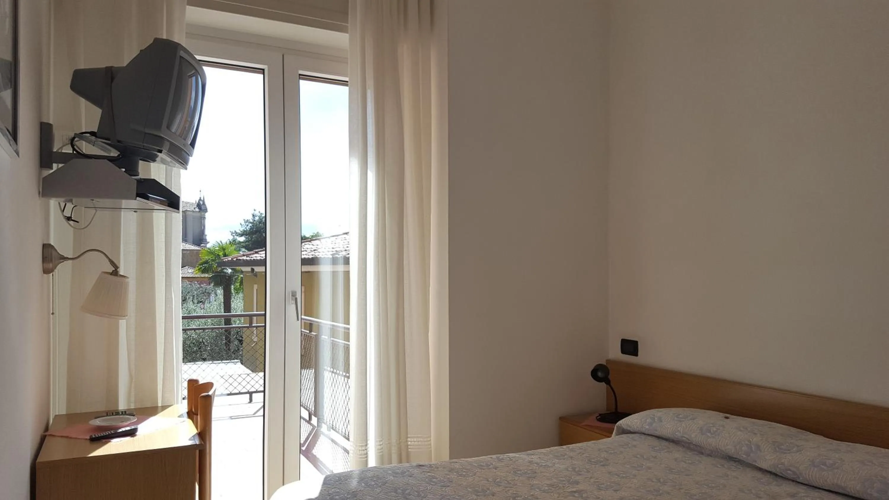 Bedroom in Hotel Firenze