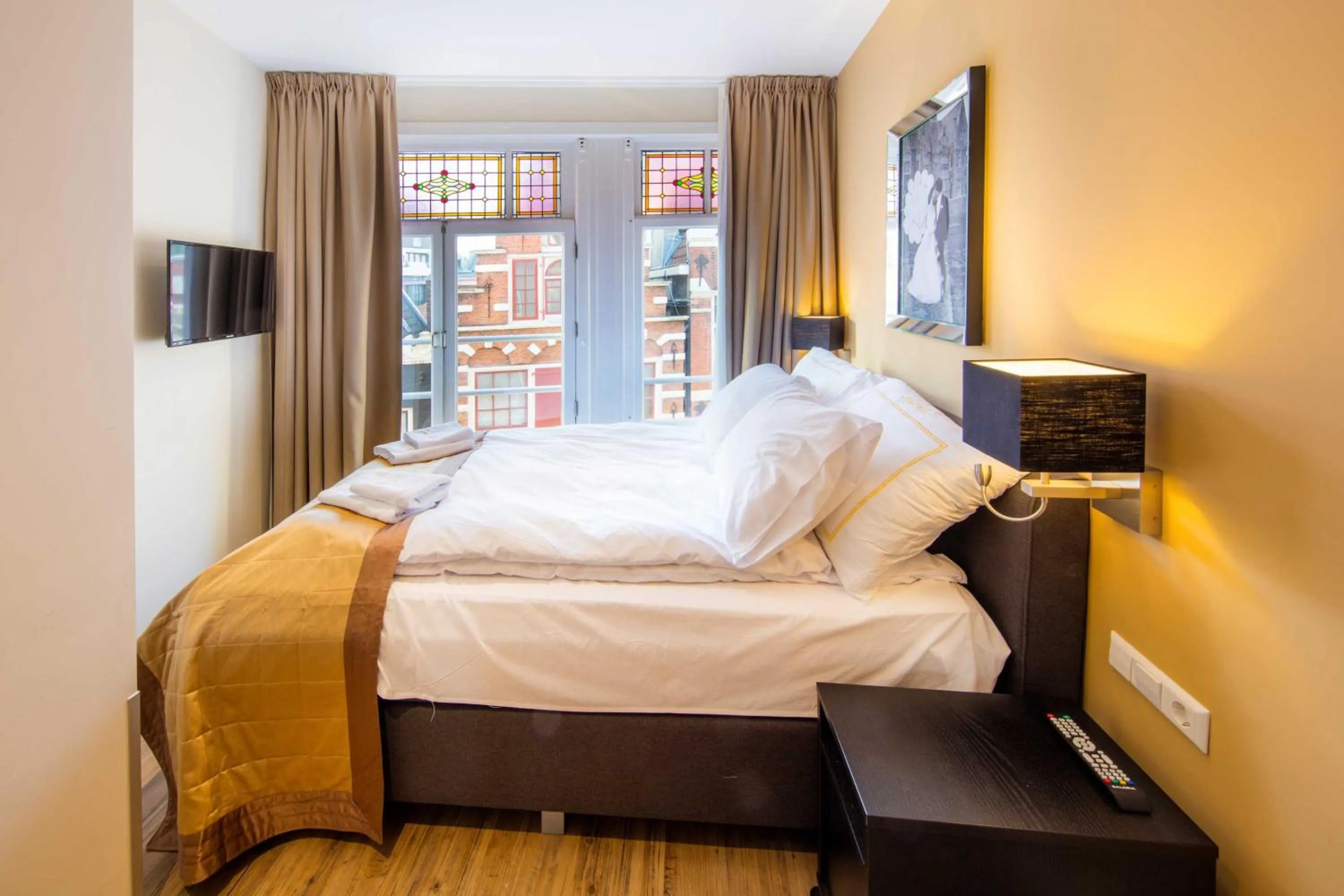 Bedroom, Bed in Royal Plaza Hotel Amsterdam