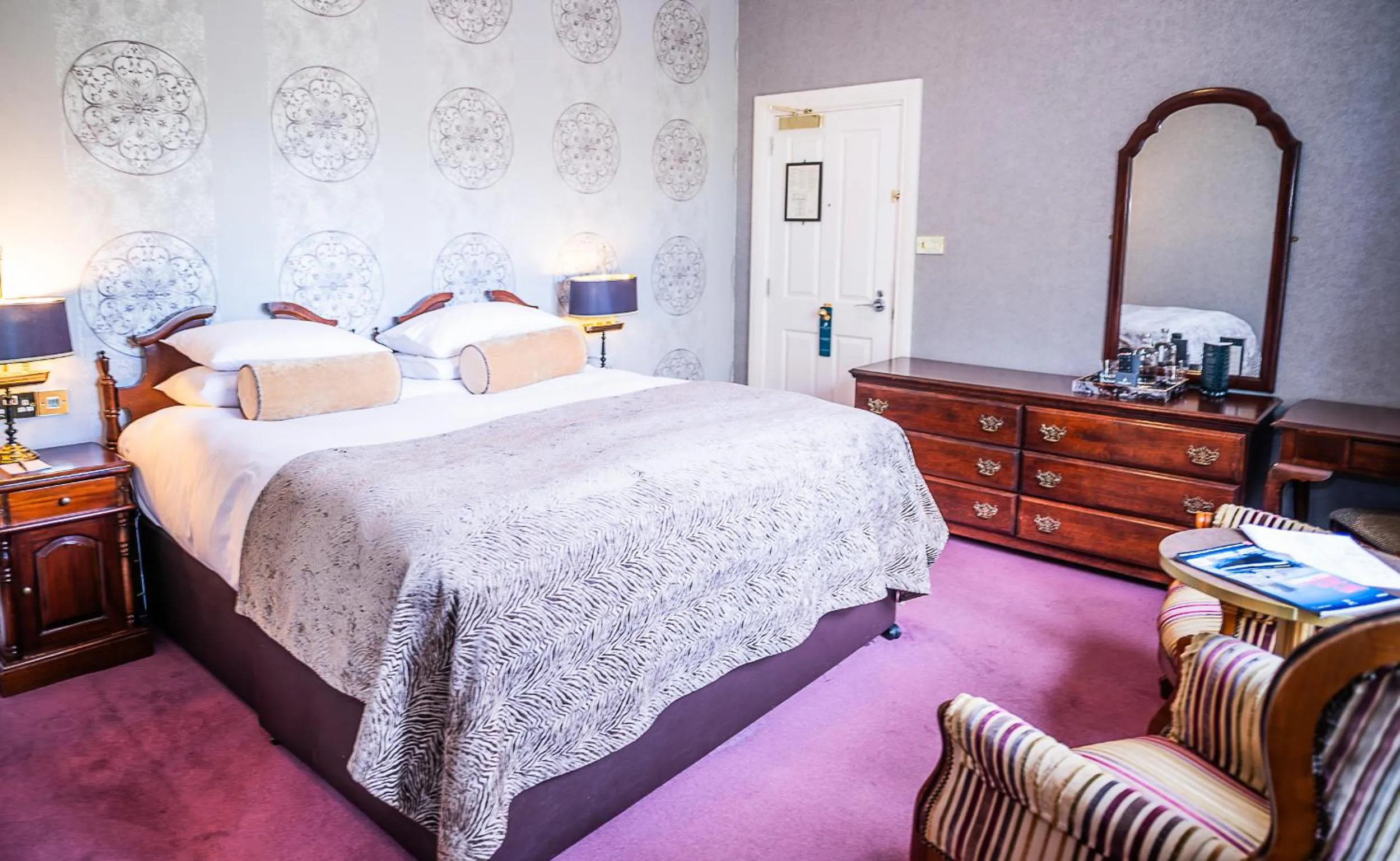 Bed in Killarney Randles Hotel