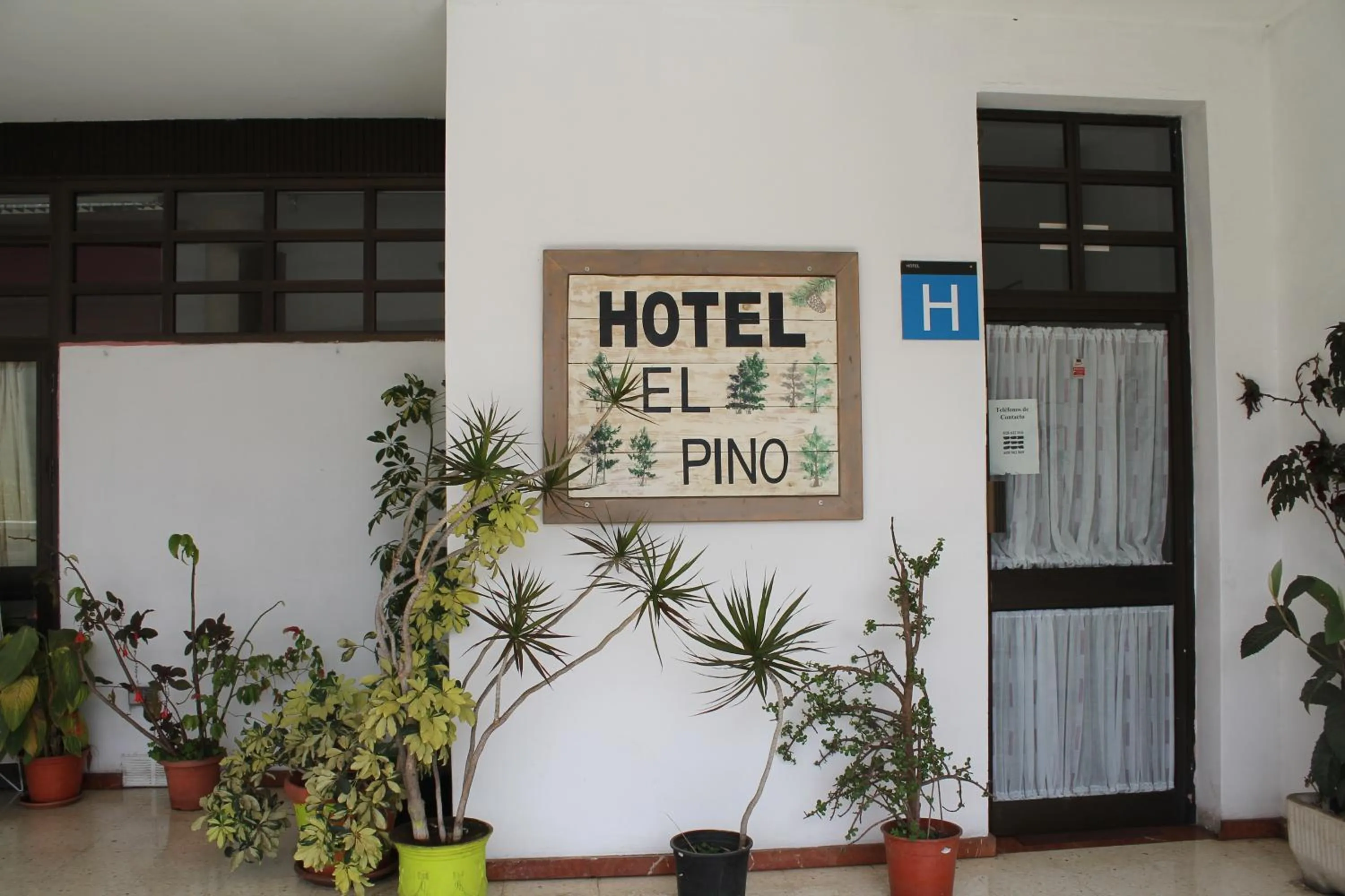 Property building in Hotel el Pino