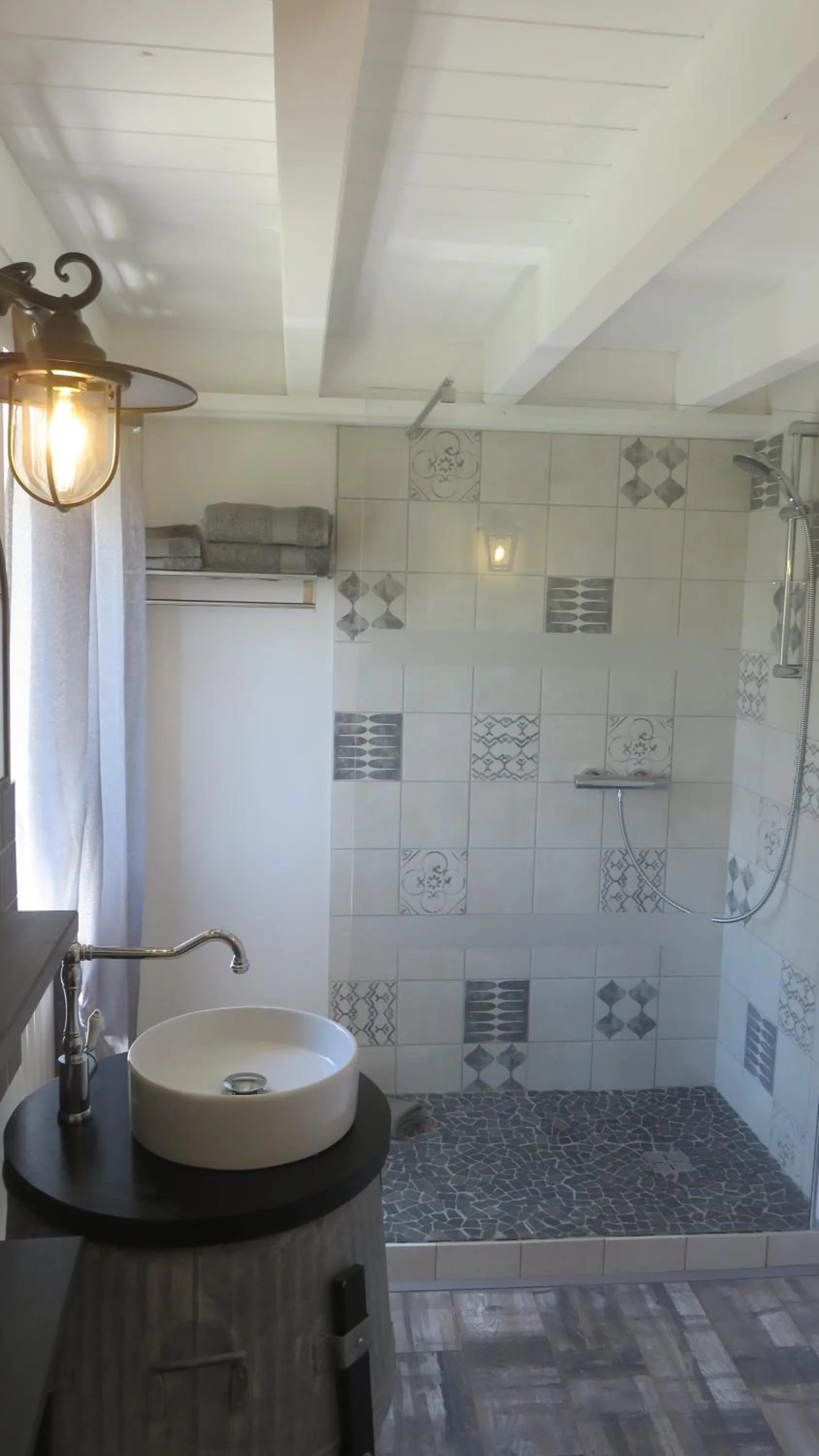 Bathroom in A la belle histoire