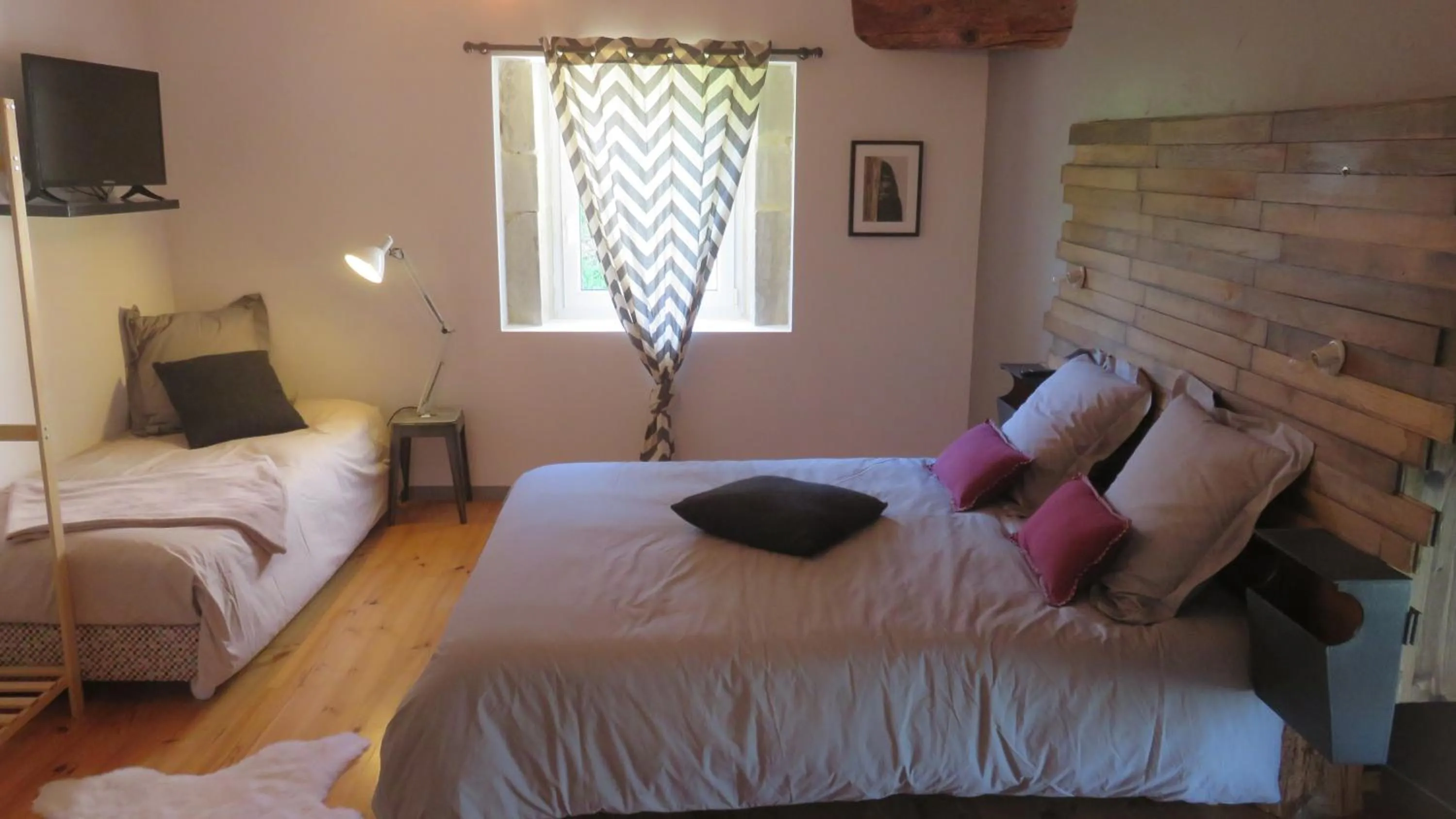 Bed in A la belle histoire