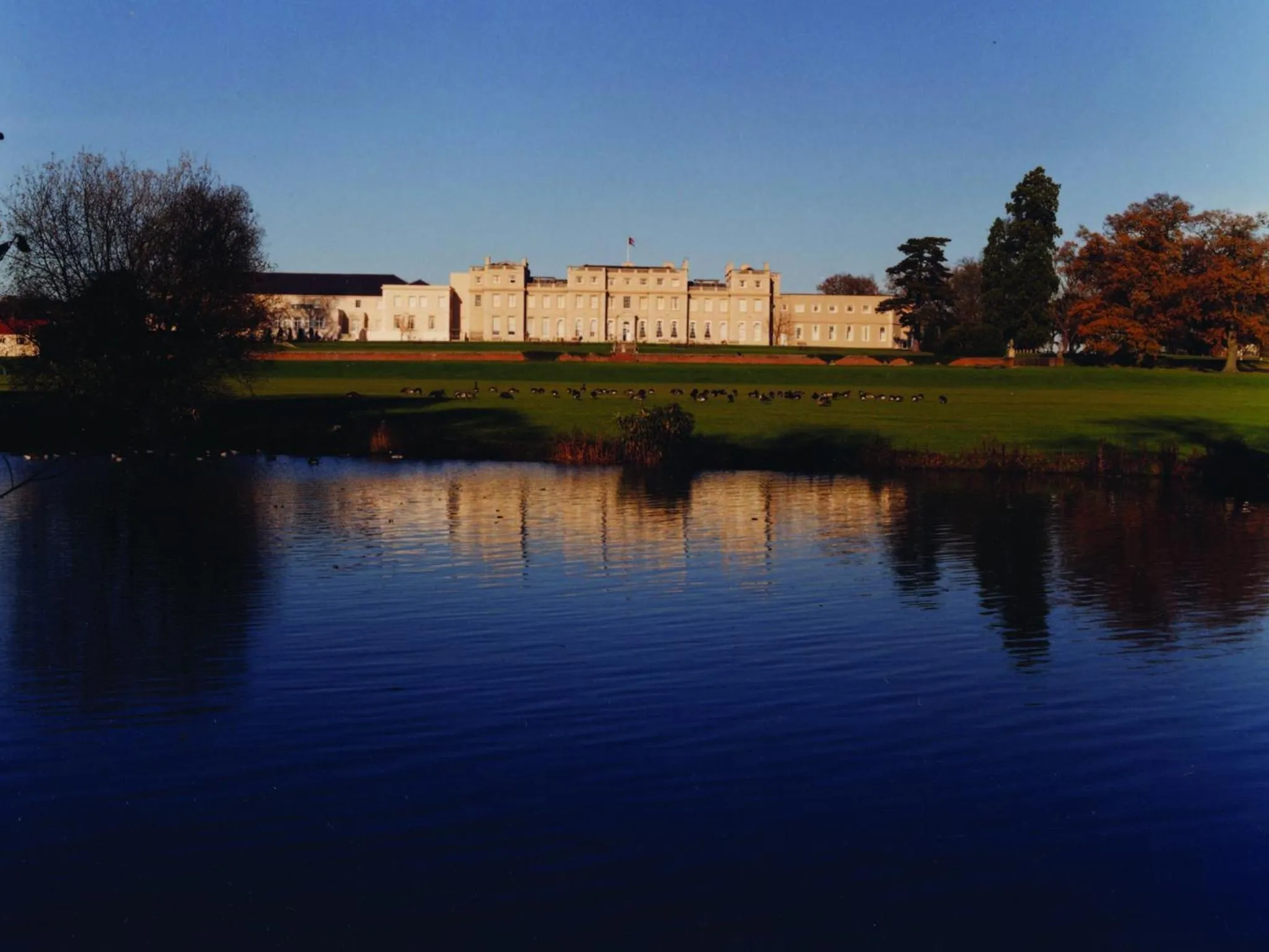 Area and facilities in De Vere Wokefield Estate