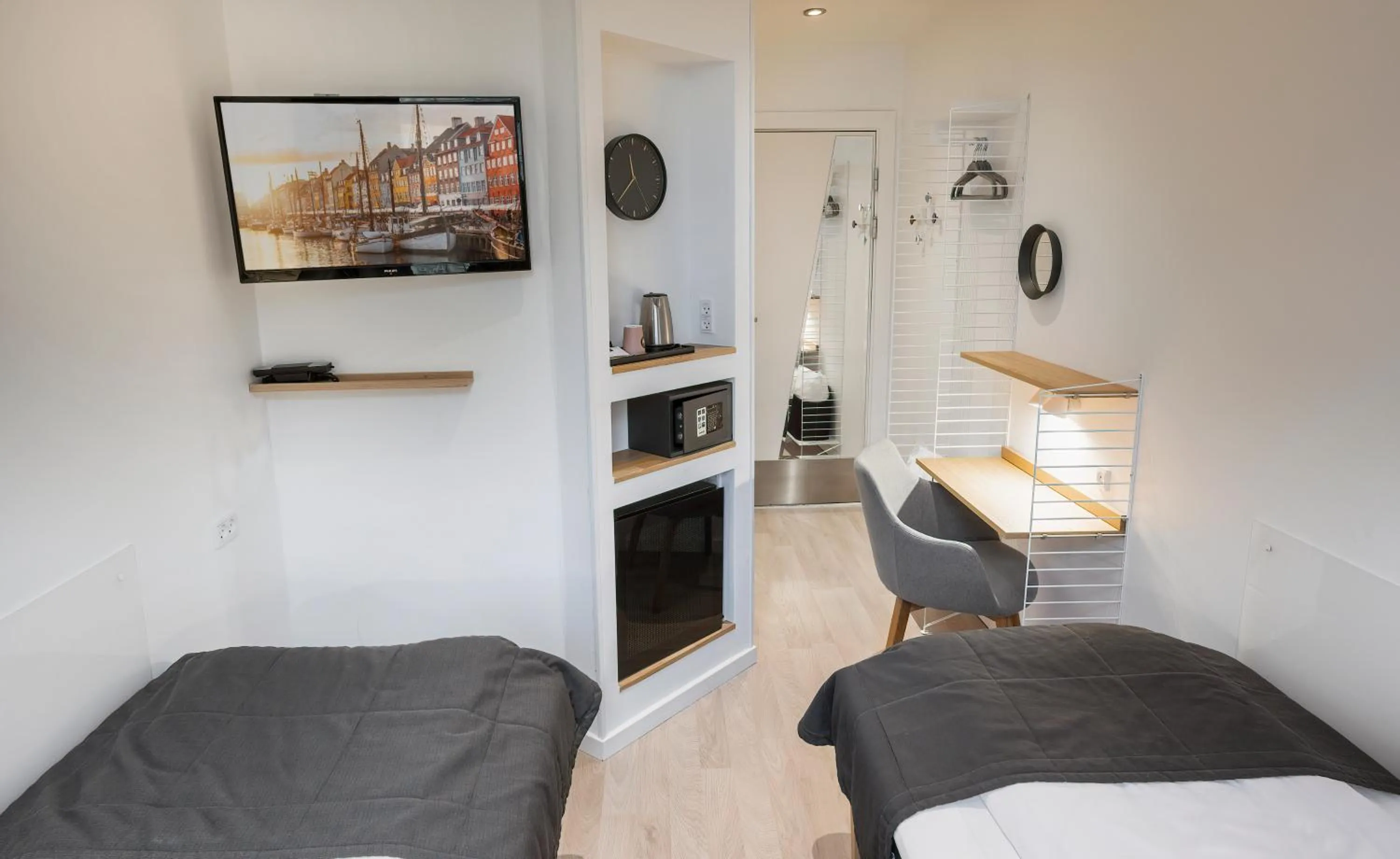 TV and multimedia in Go Hotel Ansgar