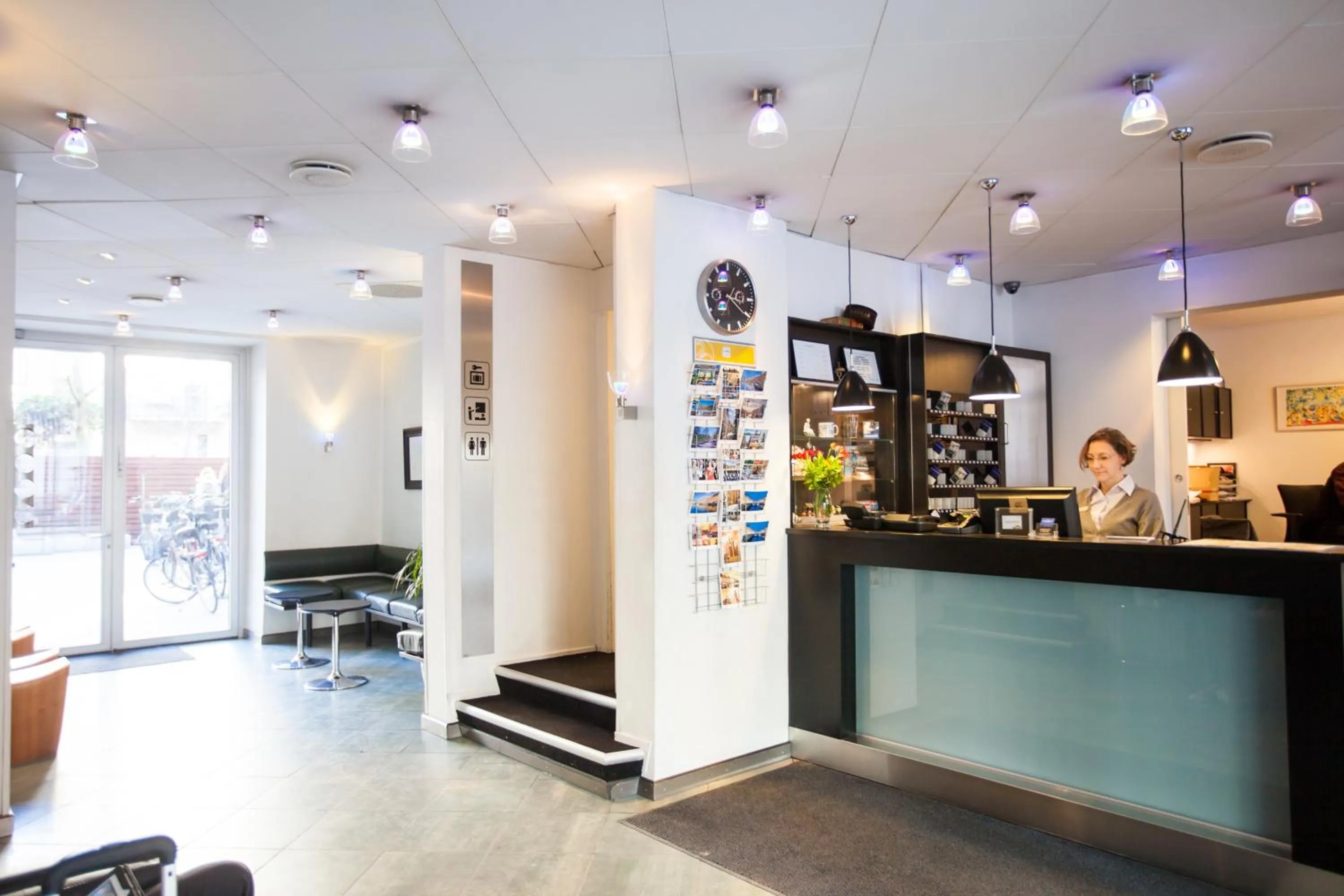 Staff in Go Hotel Ansgar