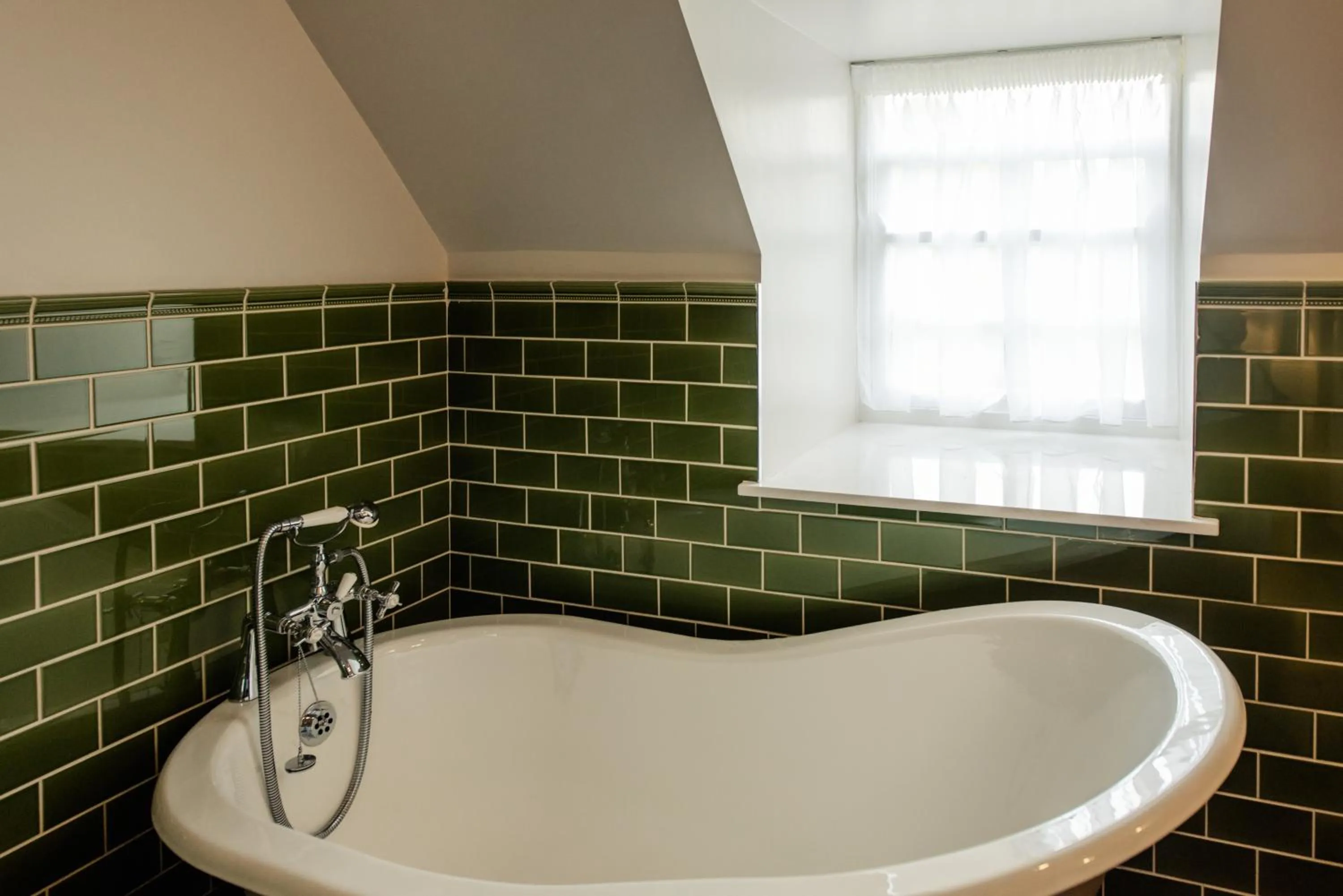 Bath in Cahernane House Hotel