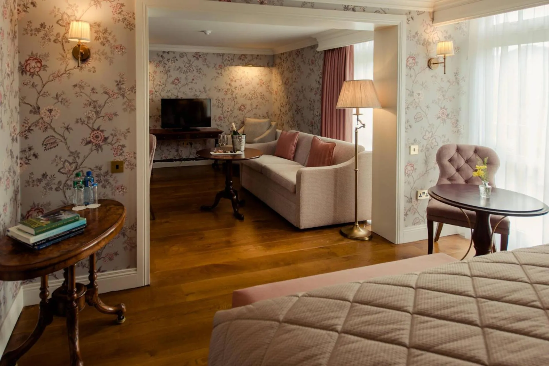 Photo of the whole room, Bed in Cahernane House Hotel