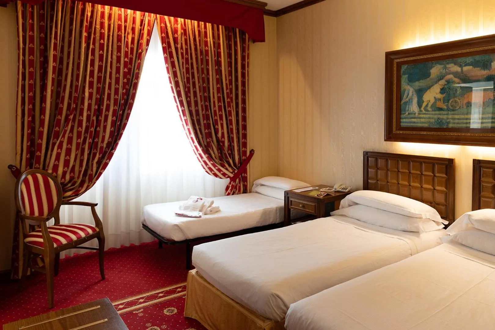 Photo of the whole room, Bed in Grand Hotel Trento