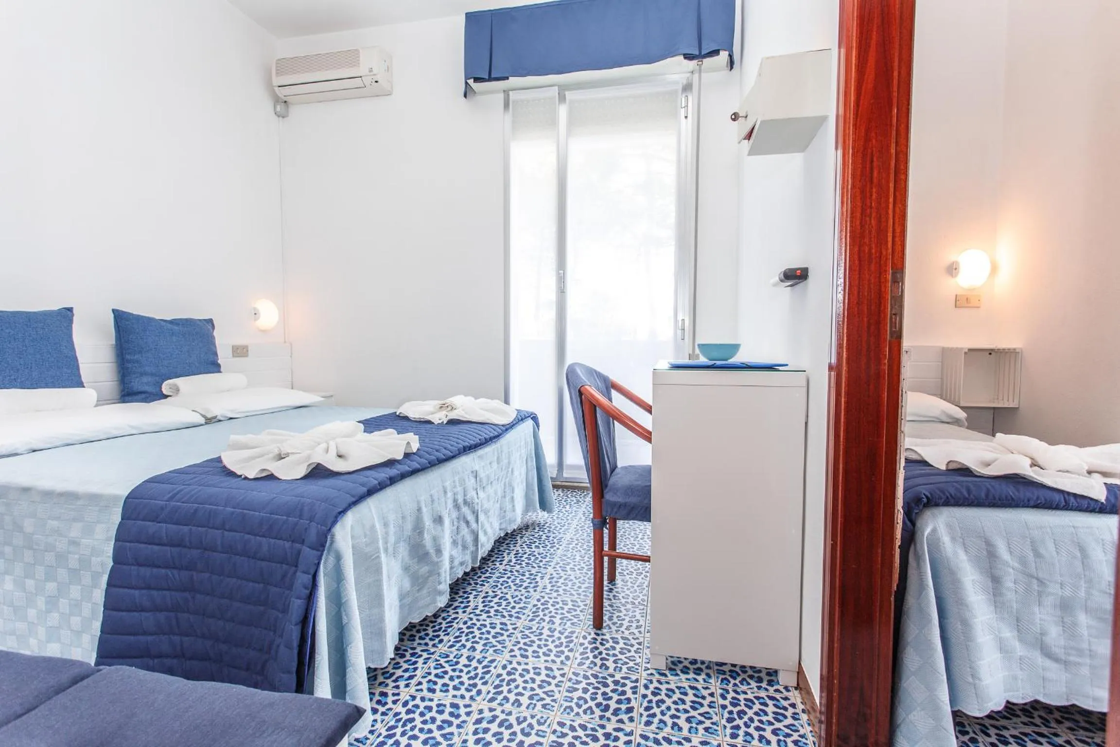 Bedroom, Bed in Hotel San Pietro