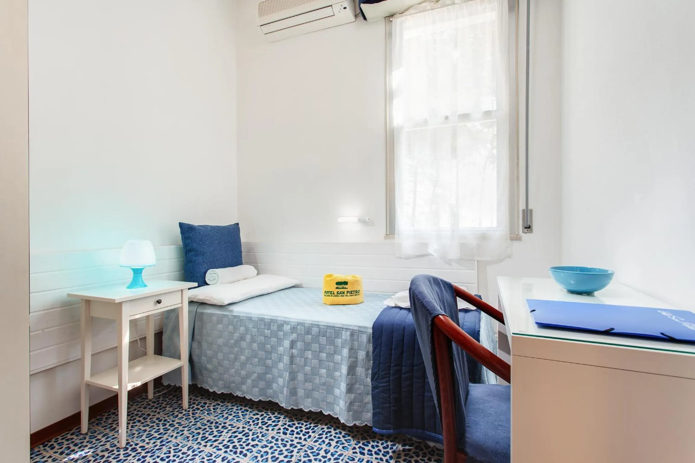 Bedroom, Bed in Hotel San Pietro