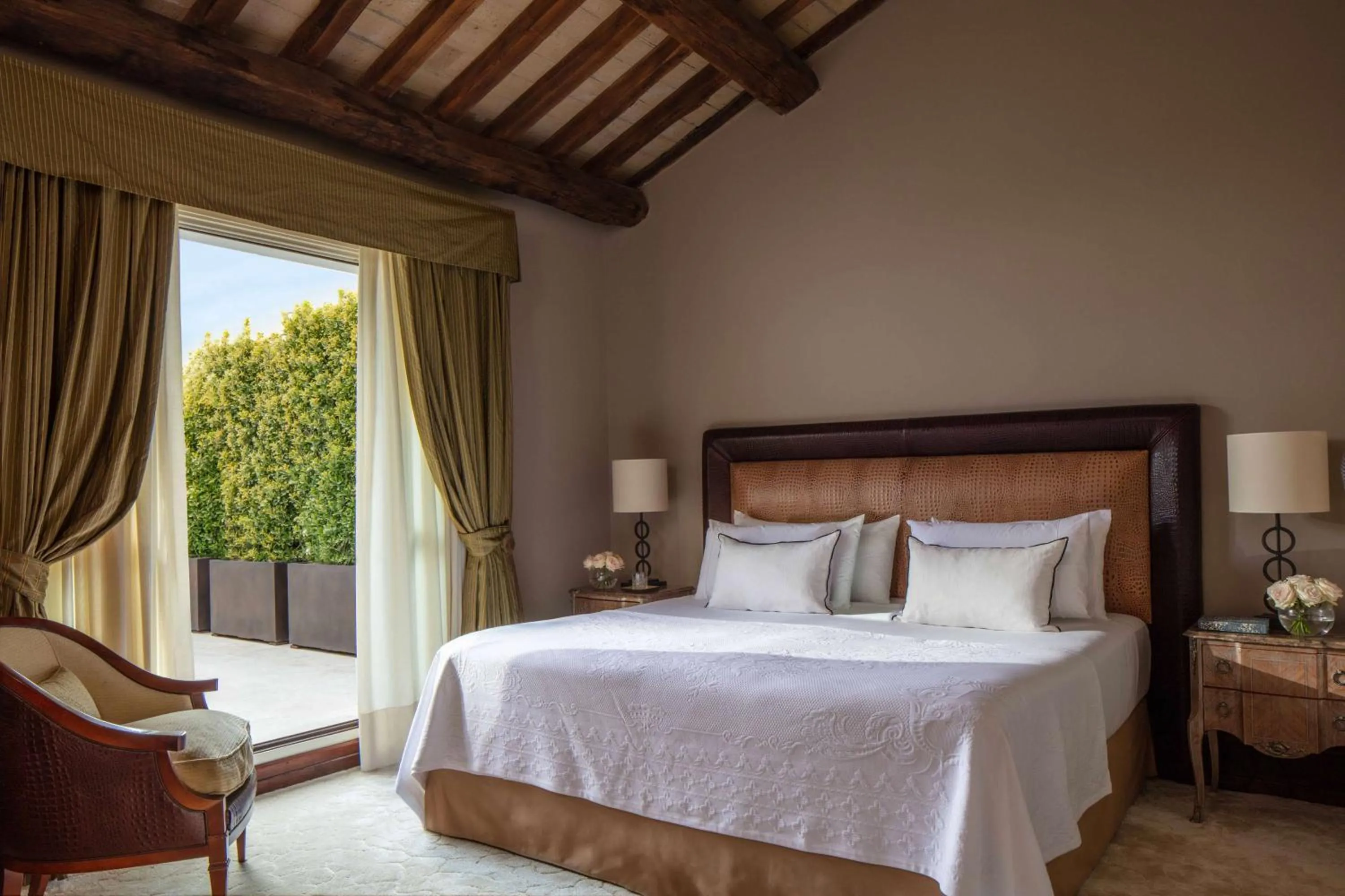 Bedroom, Bed in Anantara Palazzo Naiadi Rome Hotel - A Leading Hotel of the World