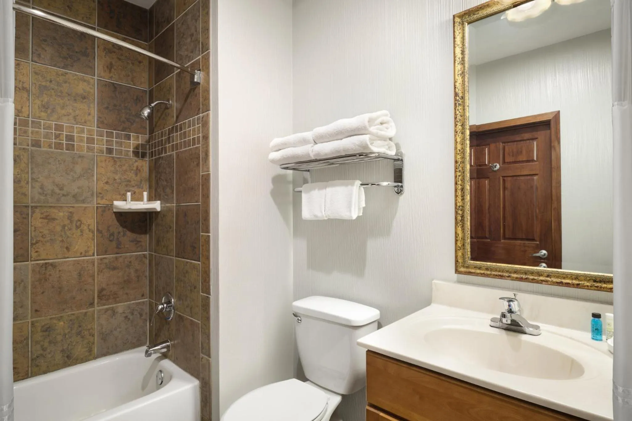 Bathroom in Club Wyndham Glacier Canyon