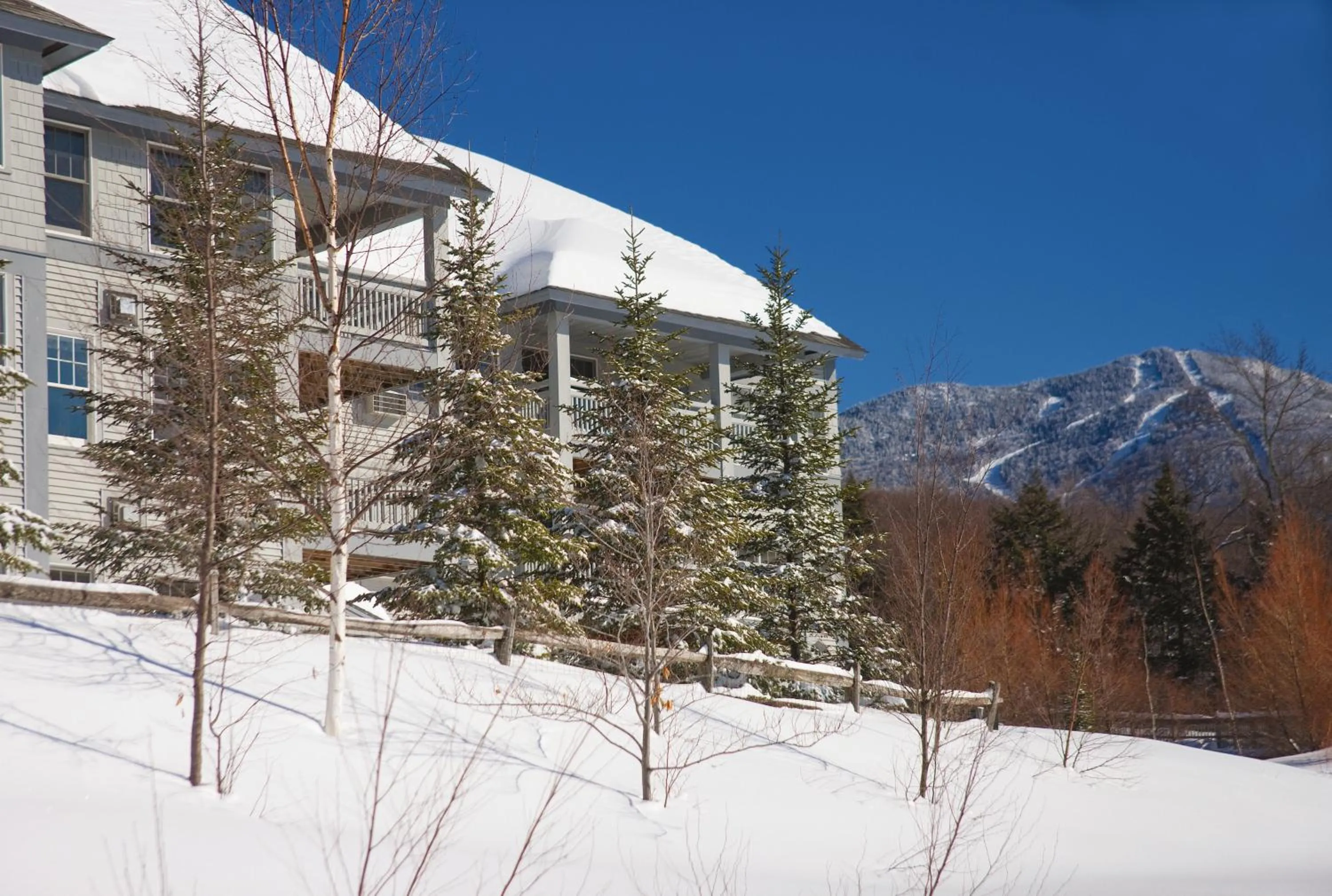 Property building in Club Wyndham Smugglers' Notch Vermont