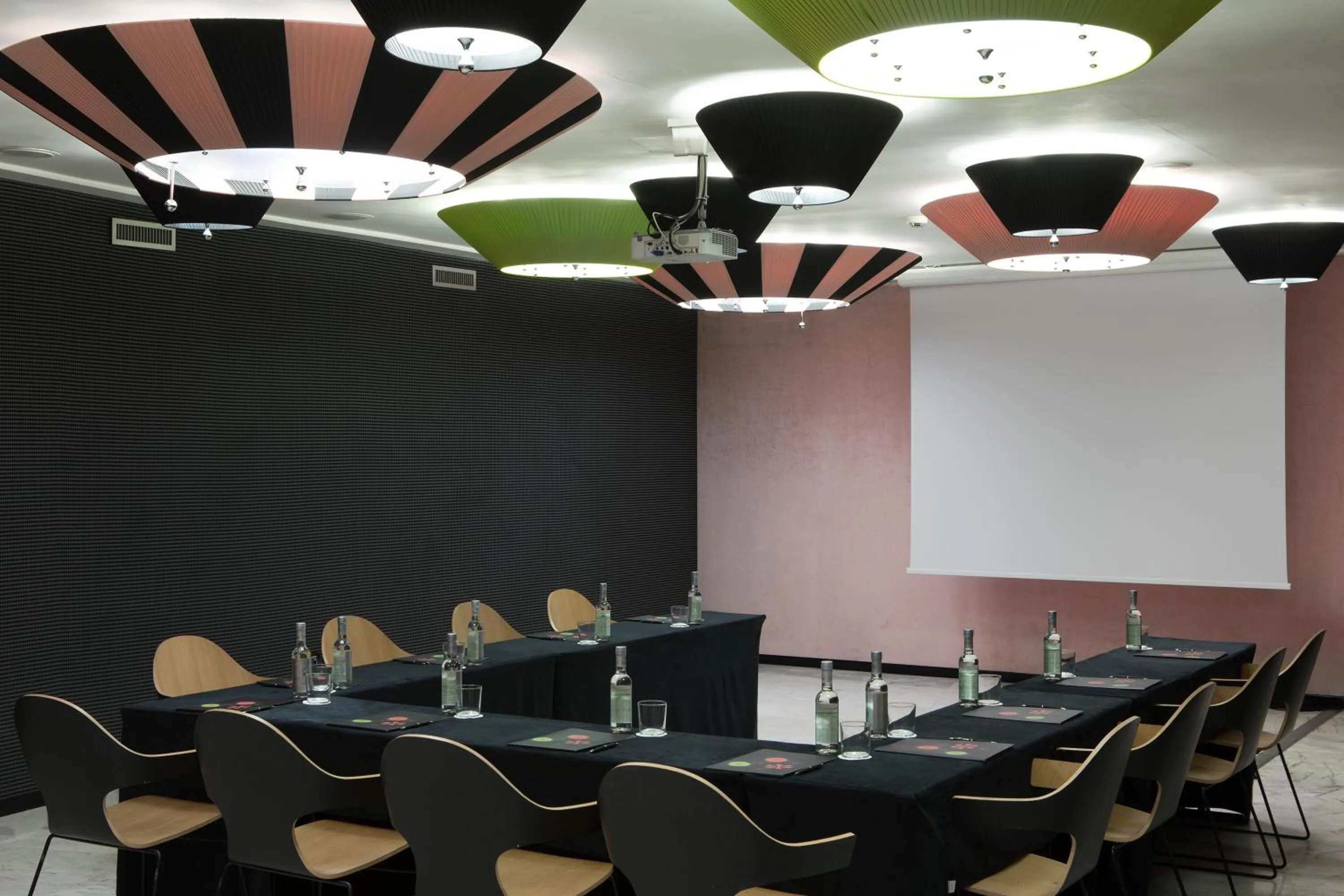 Business facilities in Grand Hotel Palace Rome