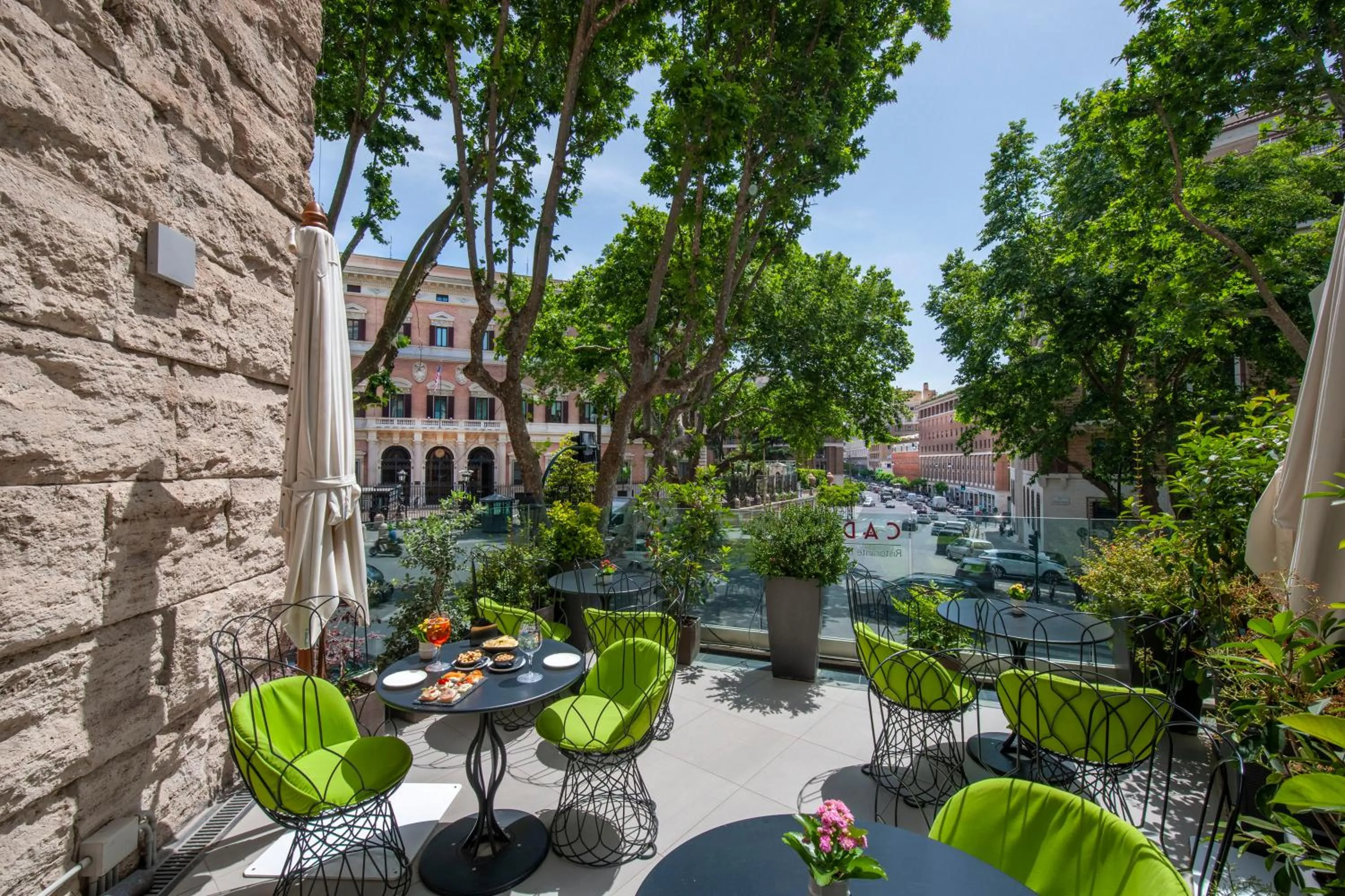 Restaurant/places to eat in Grand Hotel Palace Rome